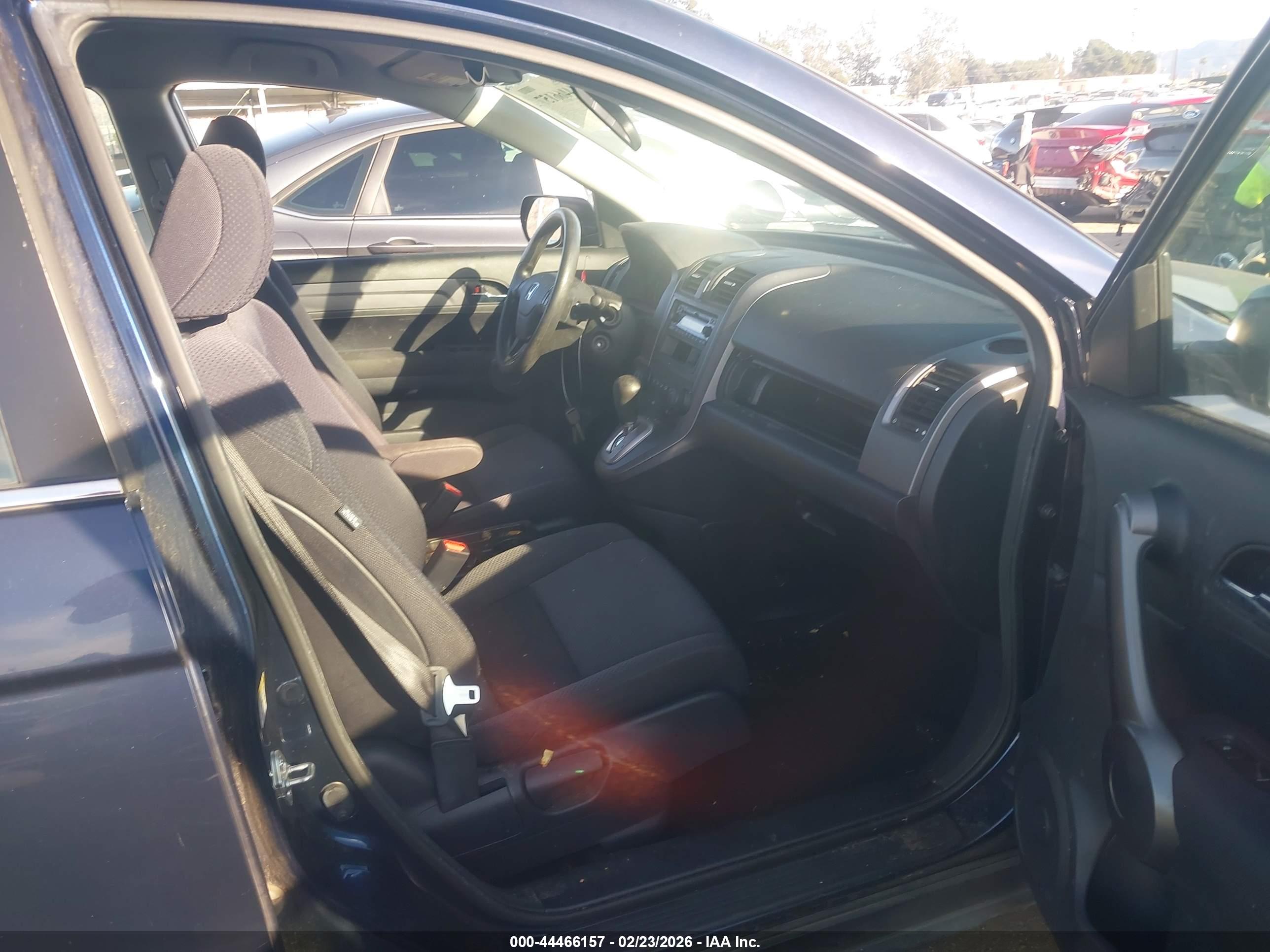 HONDA CR-V image 5