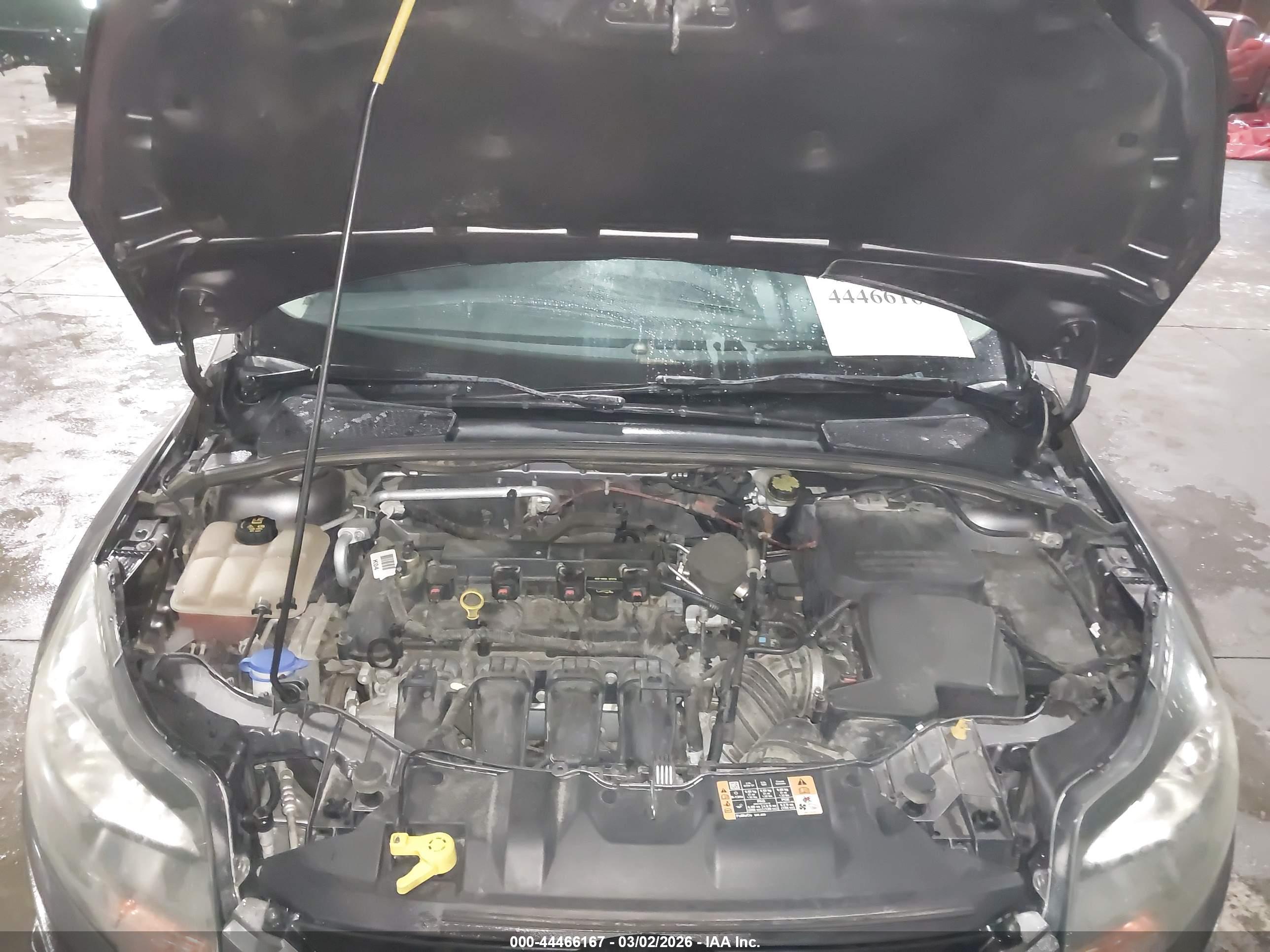 FORD FOCUS image 10