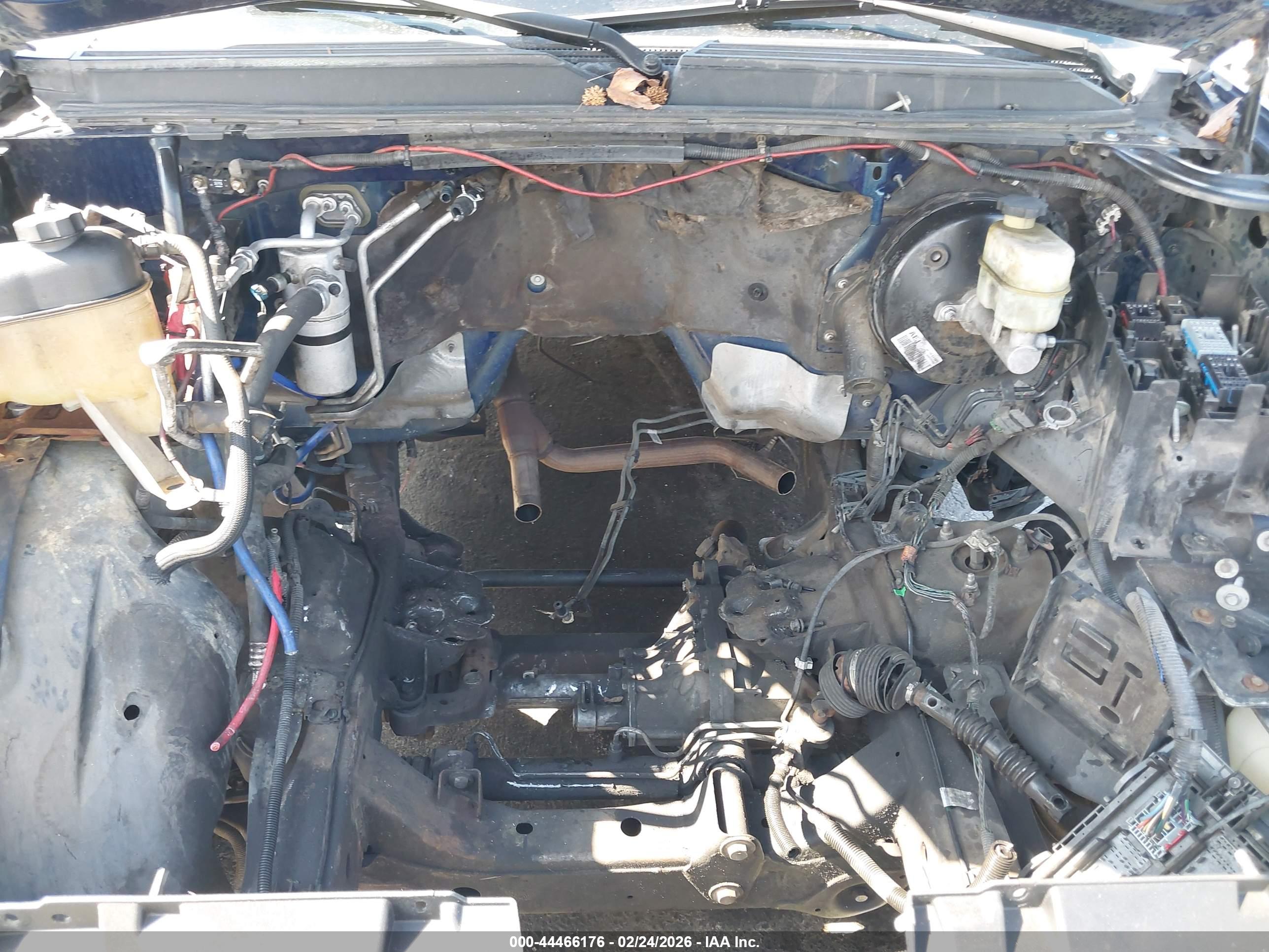 GMC YUKON image 10