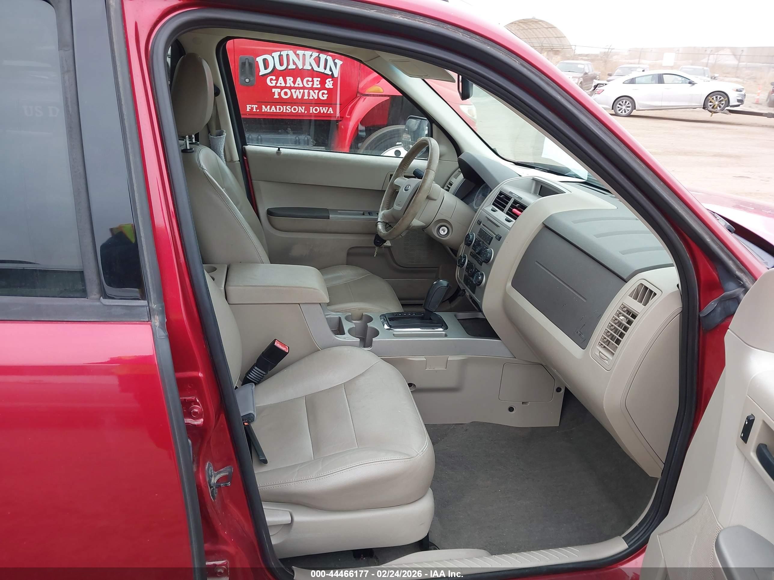 FORD ESCAPE image 5
