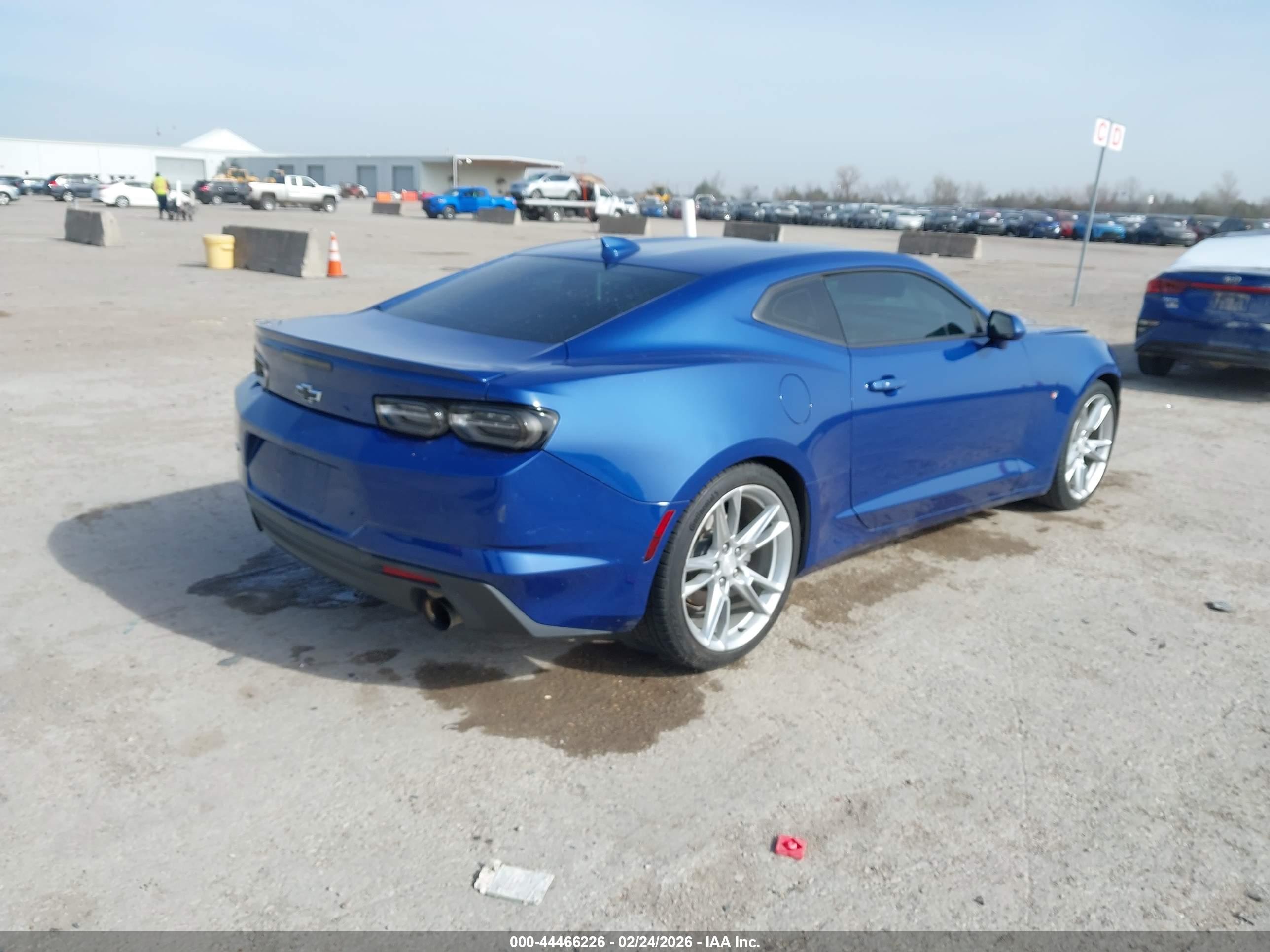 CHEVROLET CAMARO image 4