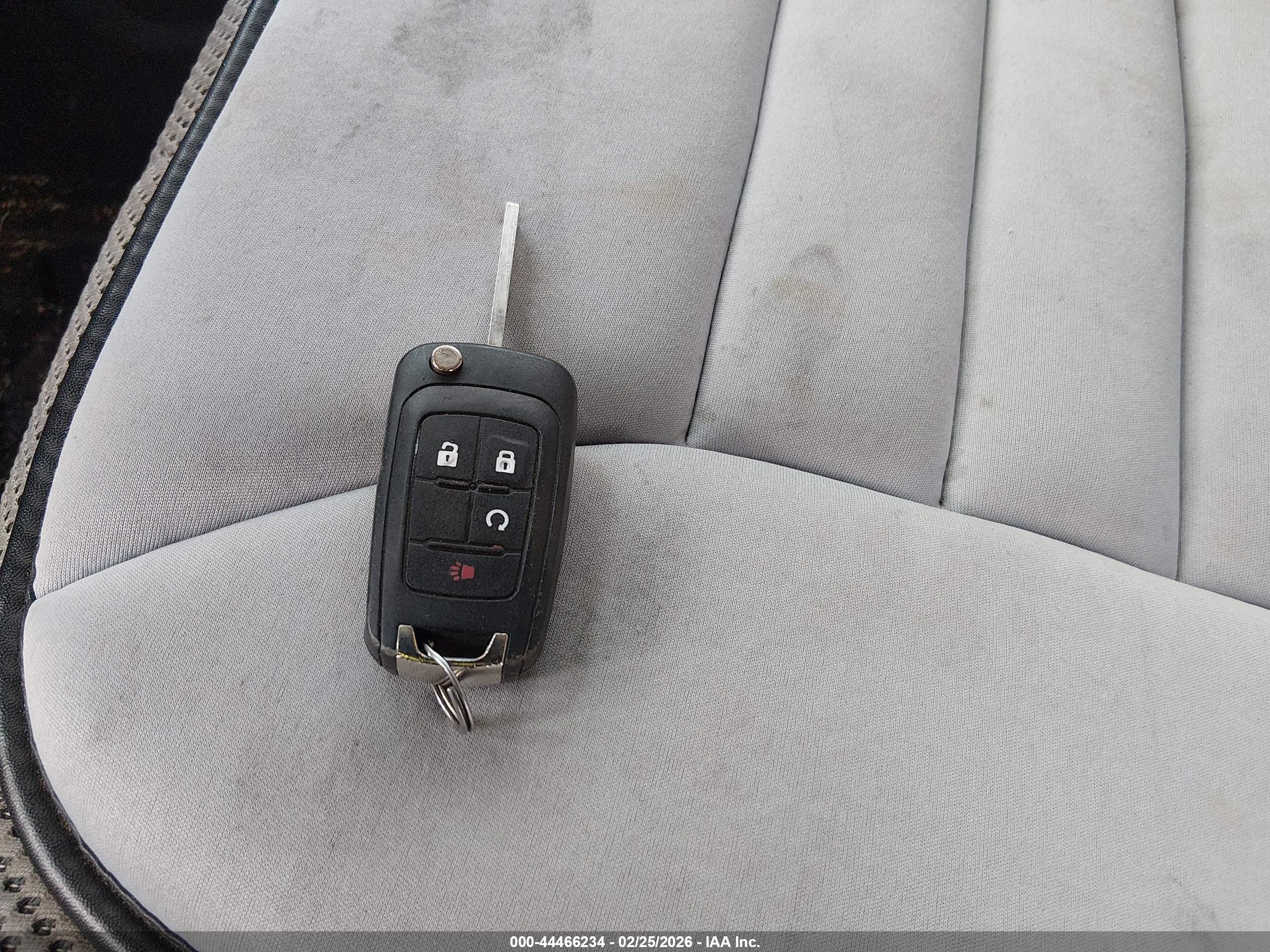 CHEVROLET EQUINOX image 11
