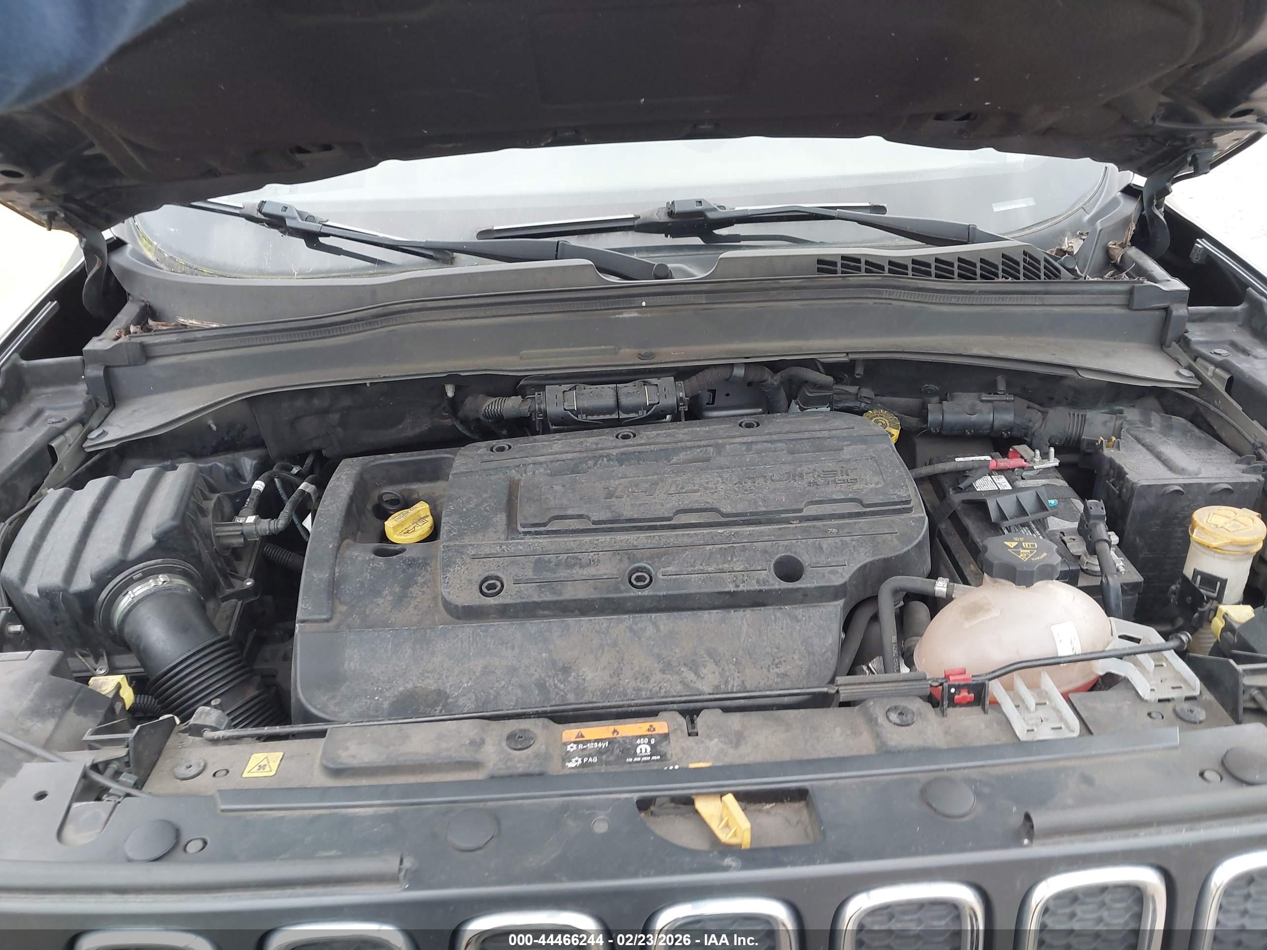 JEEP RENEGADE image 10