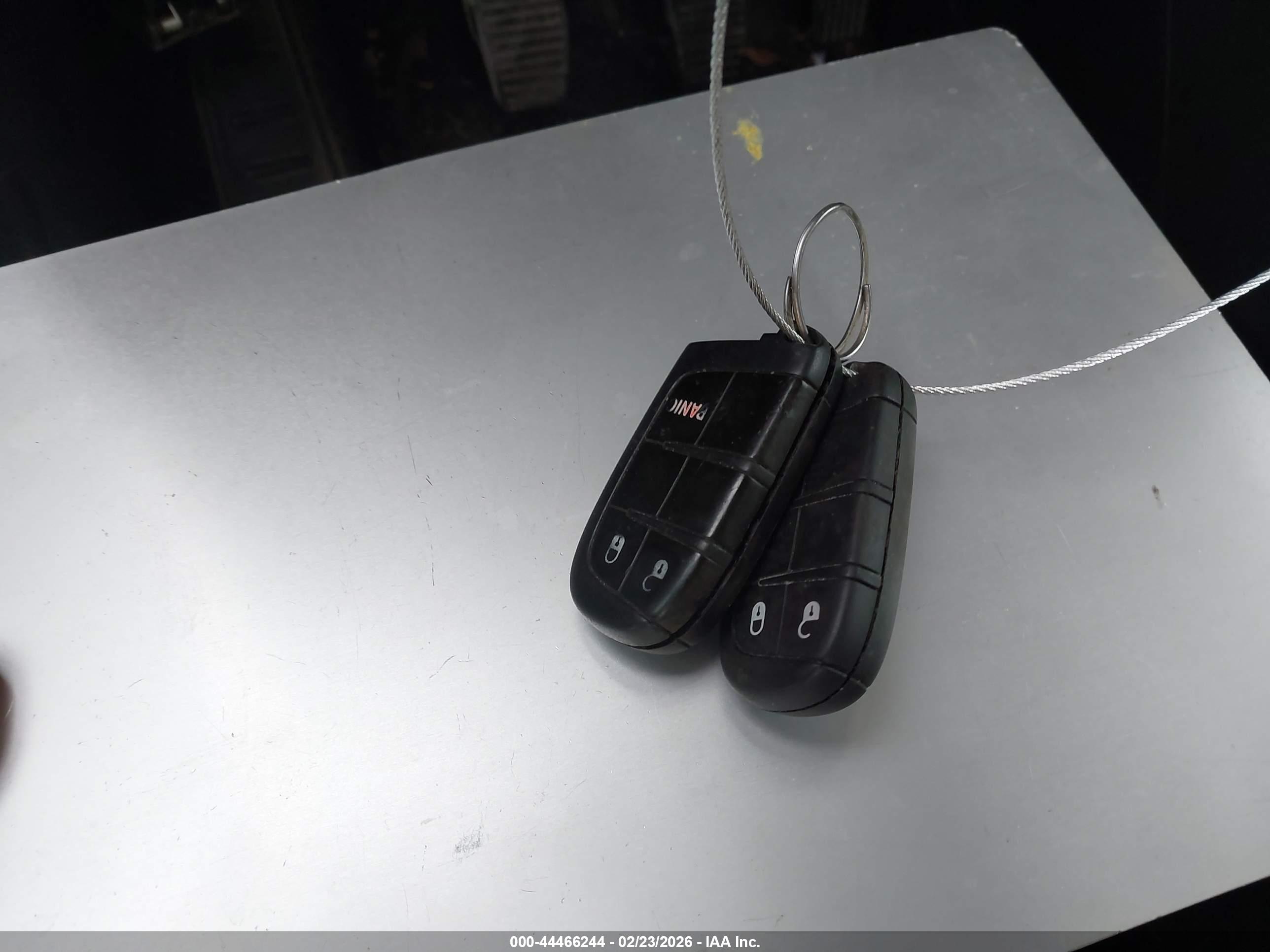 JEEP RENEGADE image 11