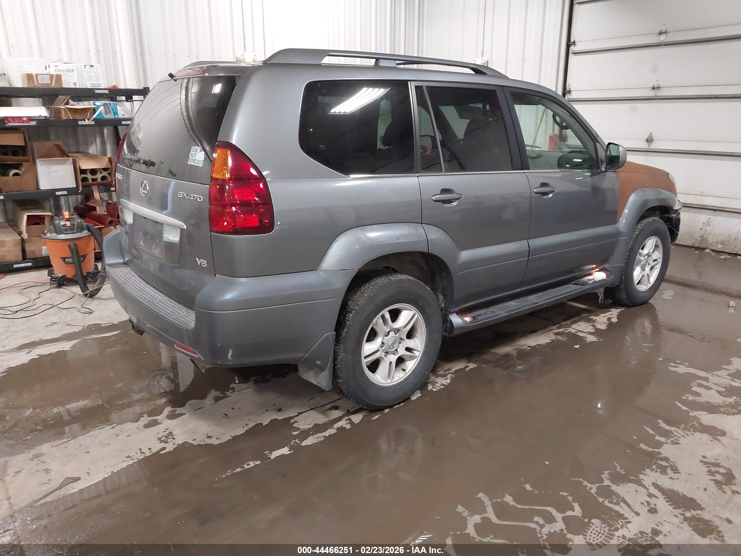 LEXUS GX image 4