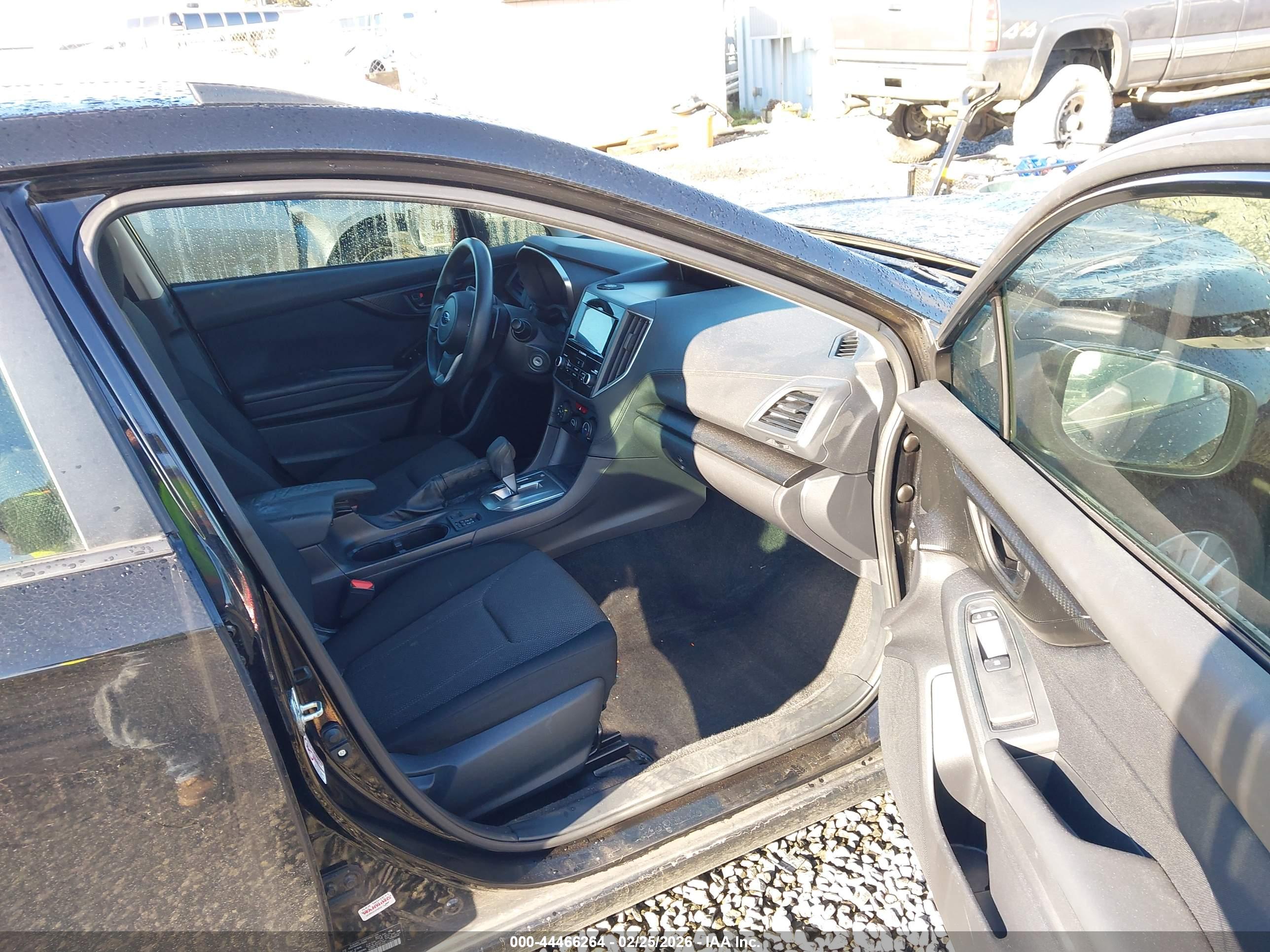 SUBARU IMPREZA image 5
