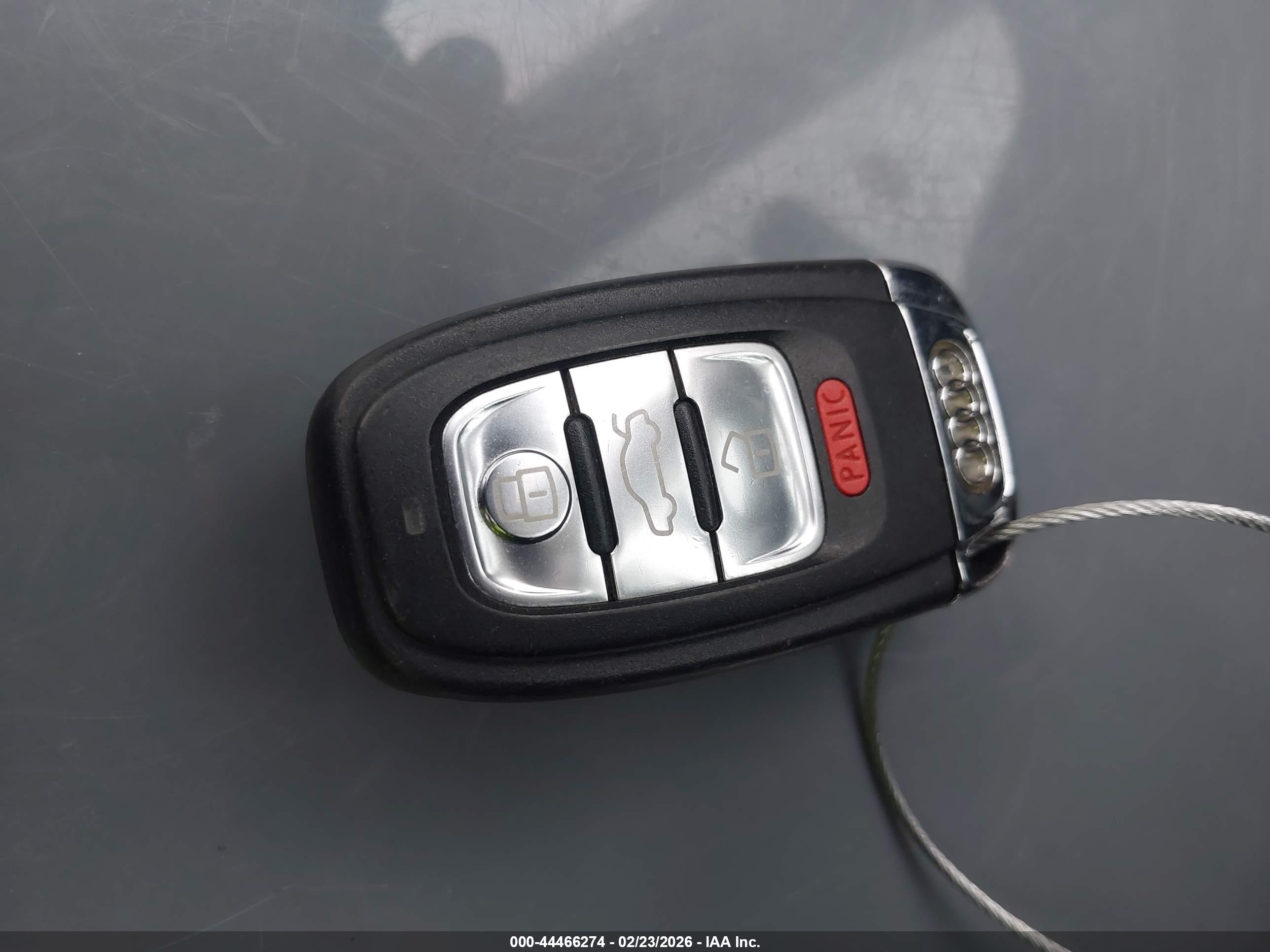 AUDI A4 image 11