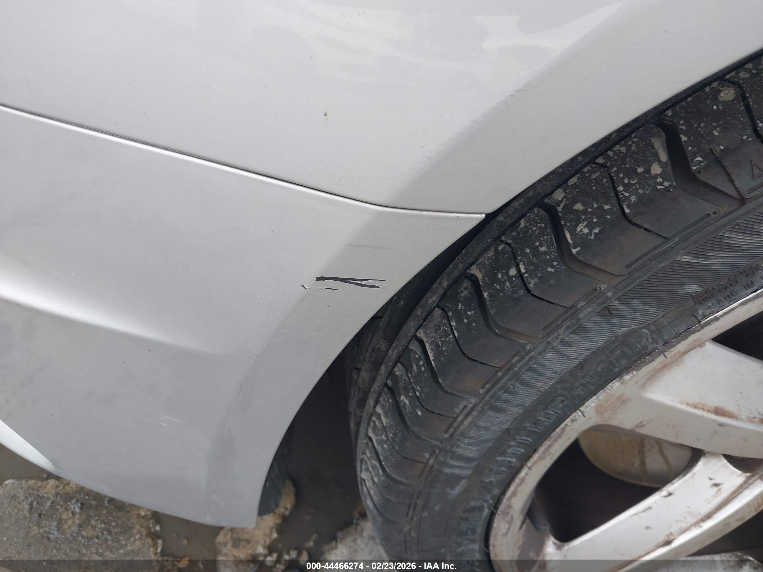 AUDI A4 image 6