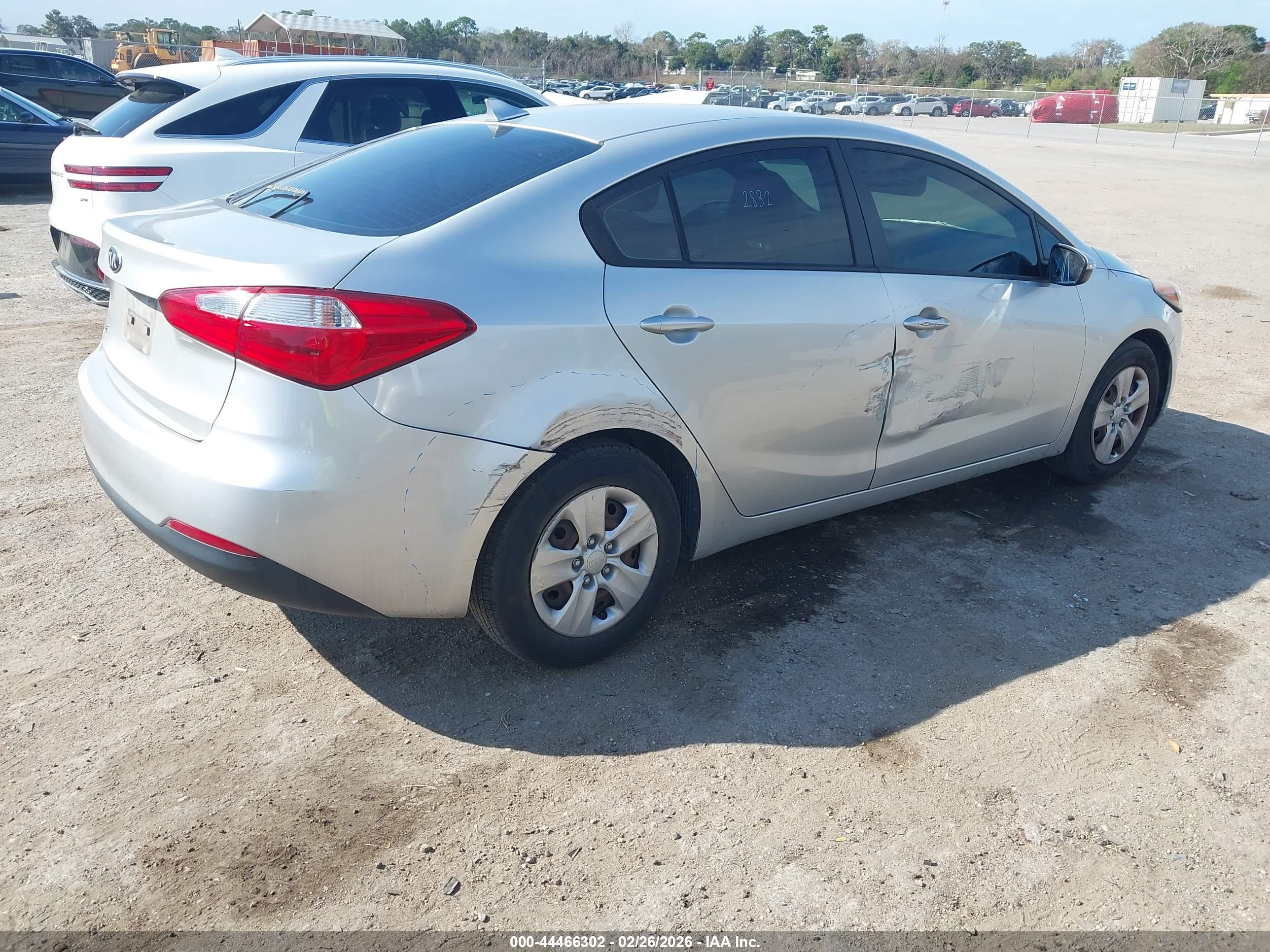 KIA FORTE image 4