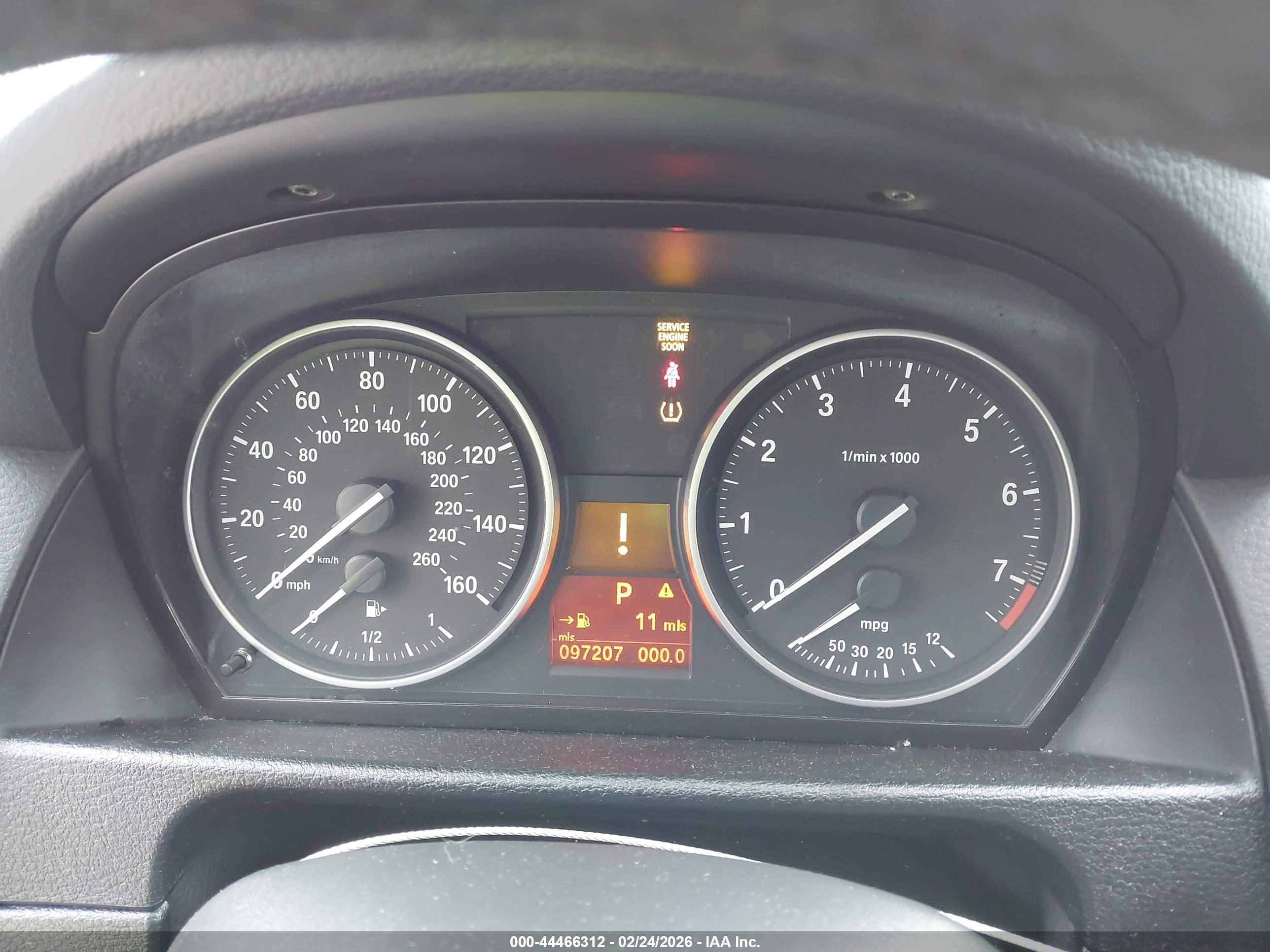 BMW X1 image 7