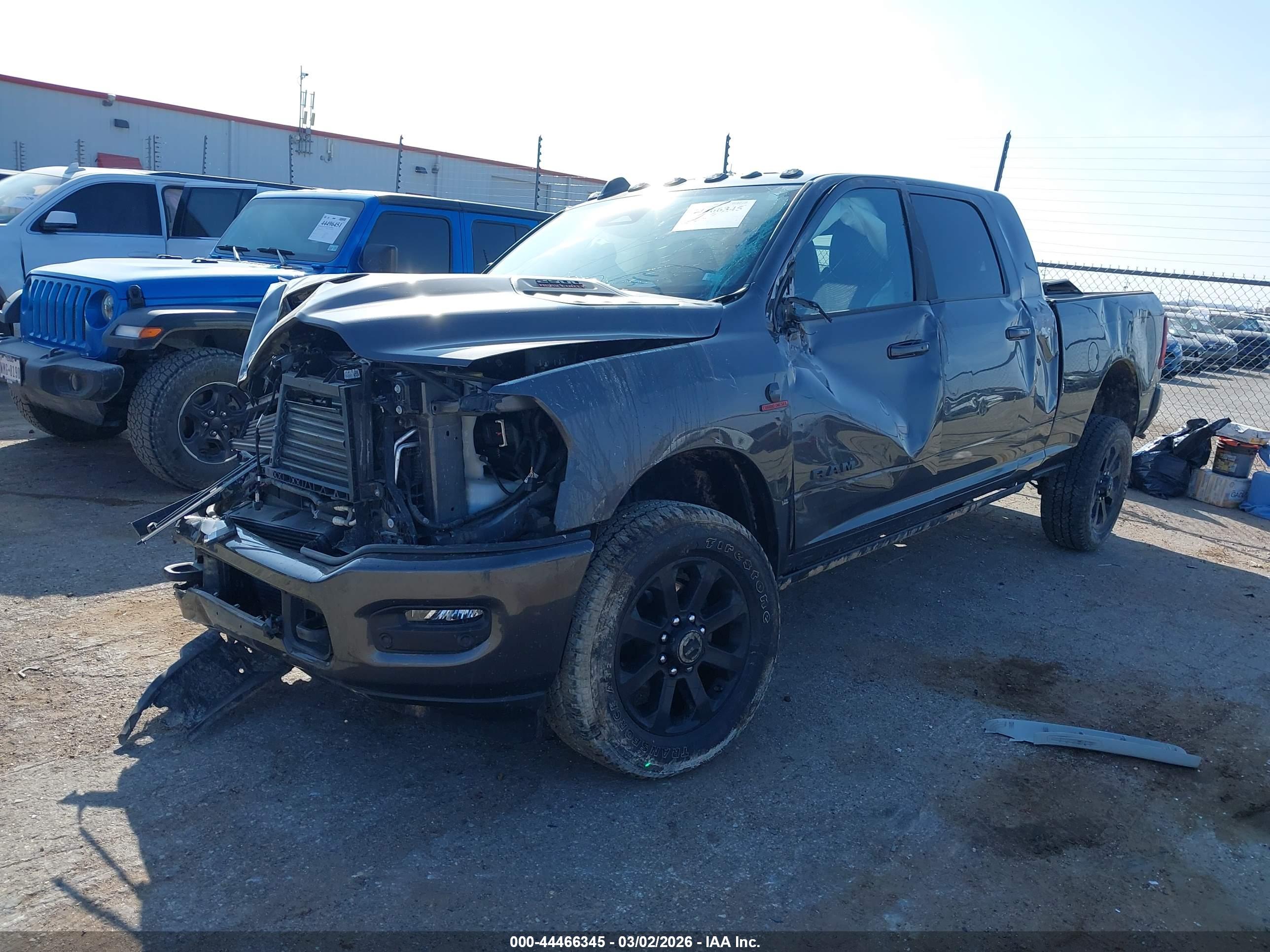 RAM 2500 image 2