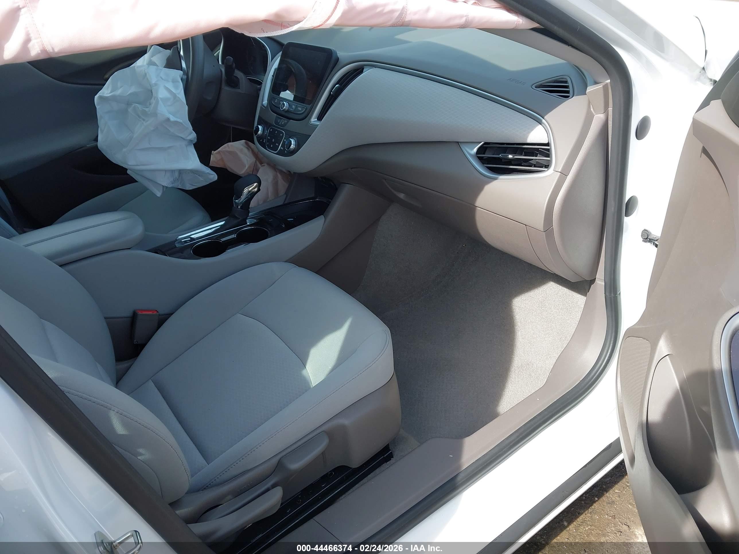 CHEVROLET MALIBU image 5