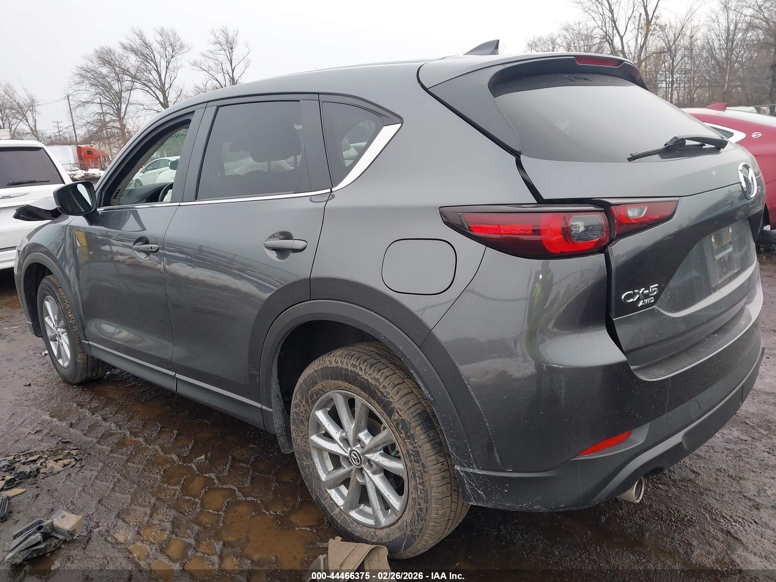 MAZDA CX-5 image 3