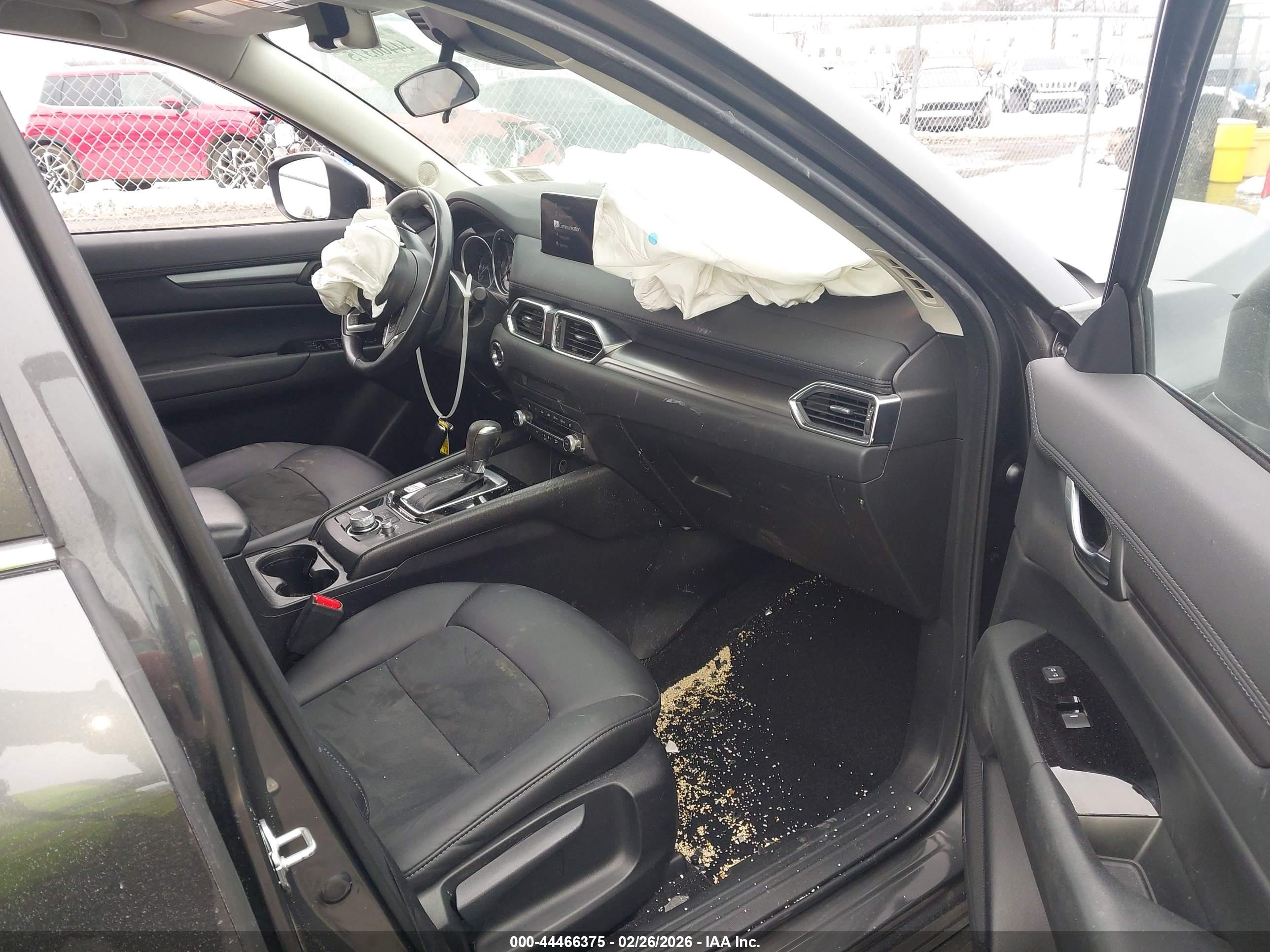 MAZDA CX-5 image 5