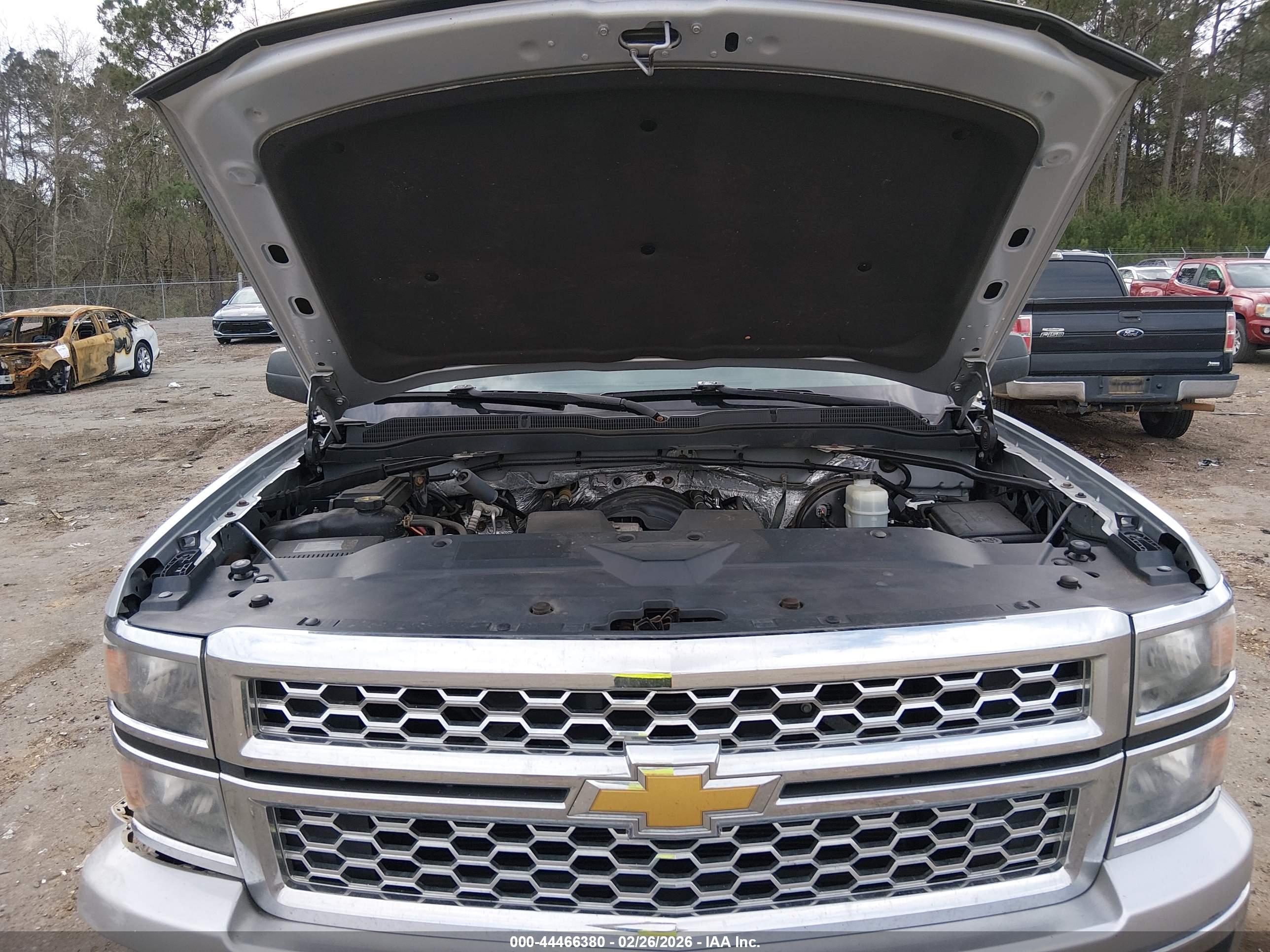 CHEVROLET SILVERADO image 10