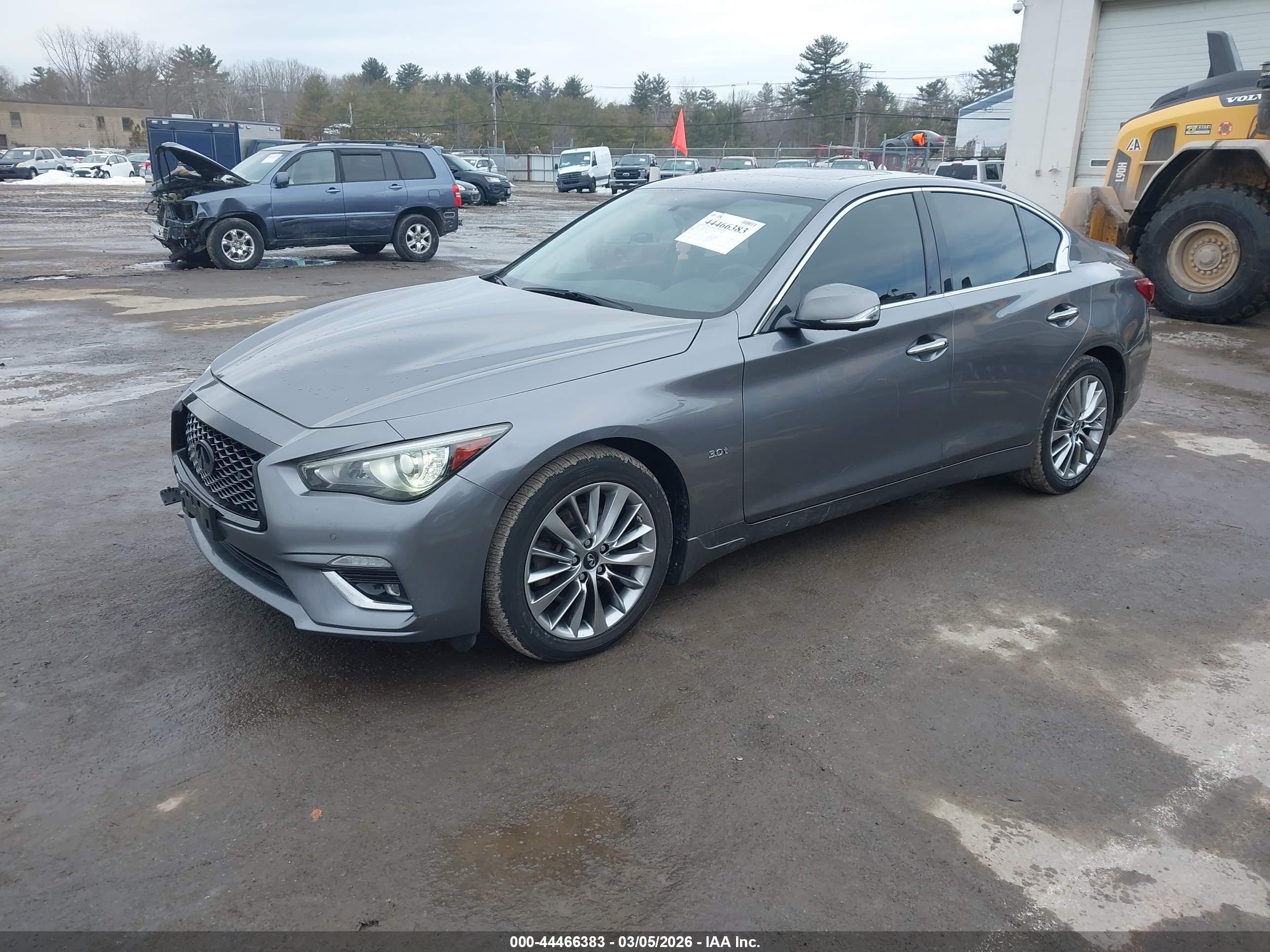 INFINITI Q50 image 2
