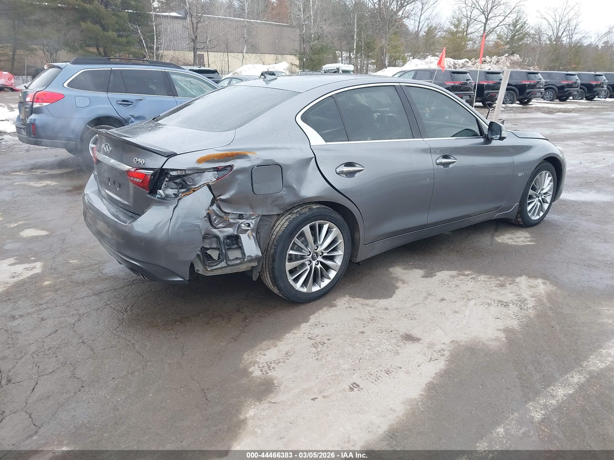 INFINITI Q50 image 4