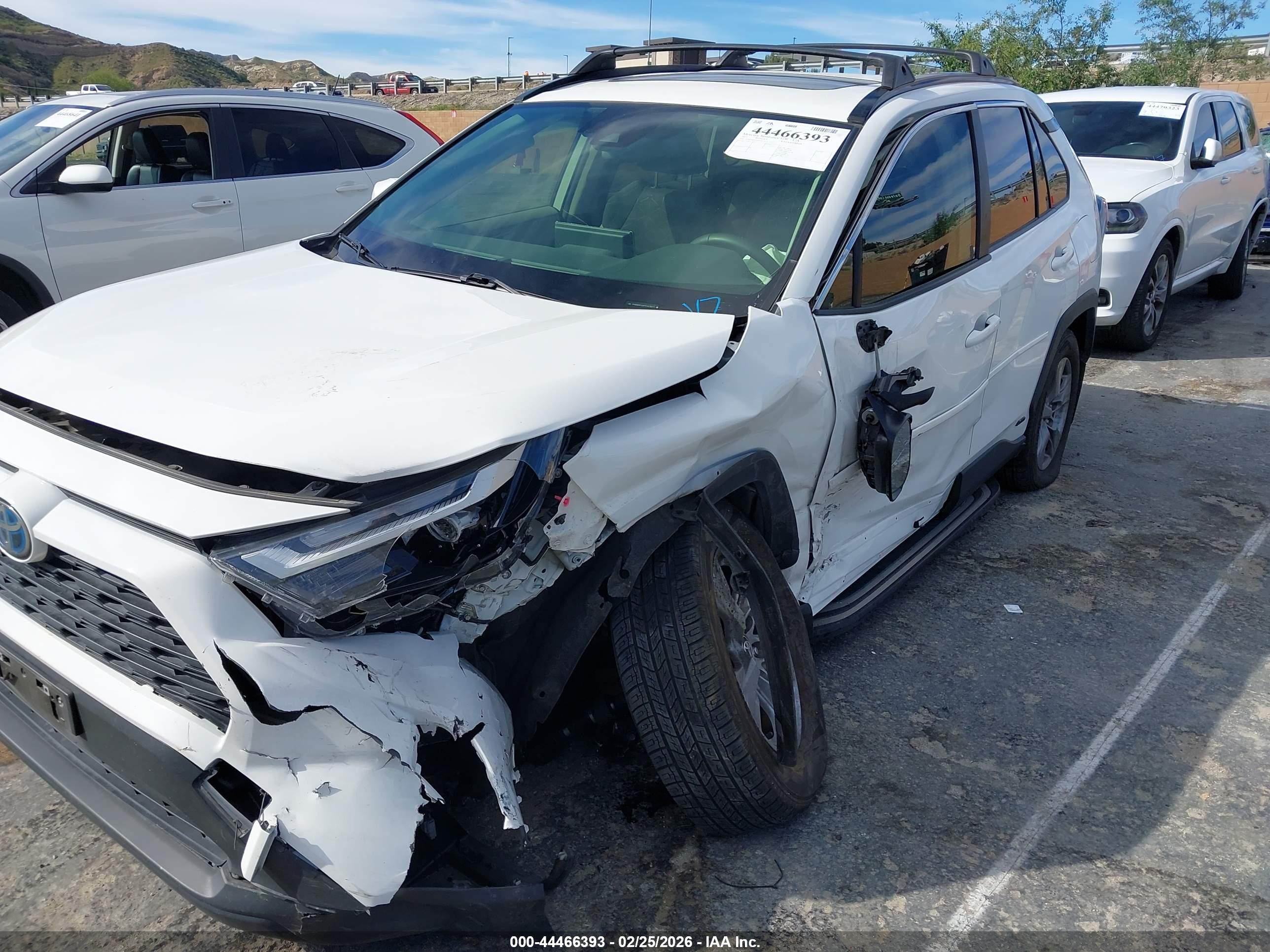 TOYOTA RAV4 image 6