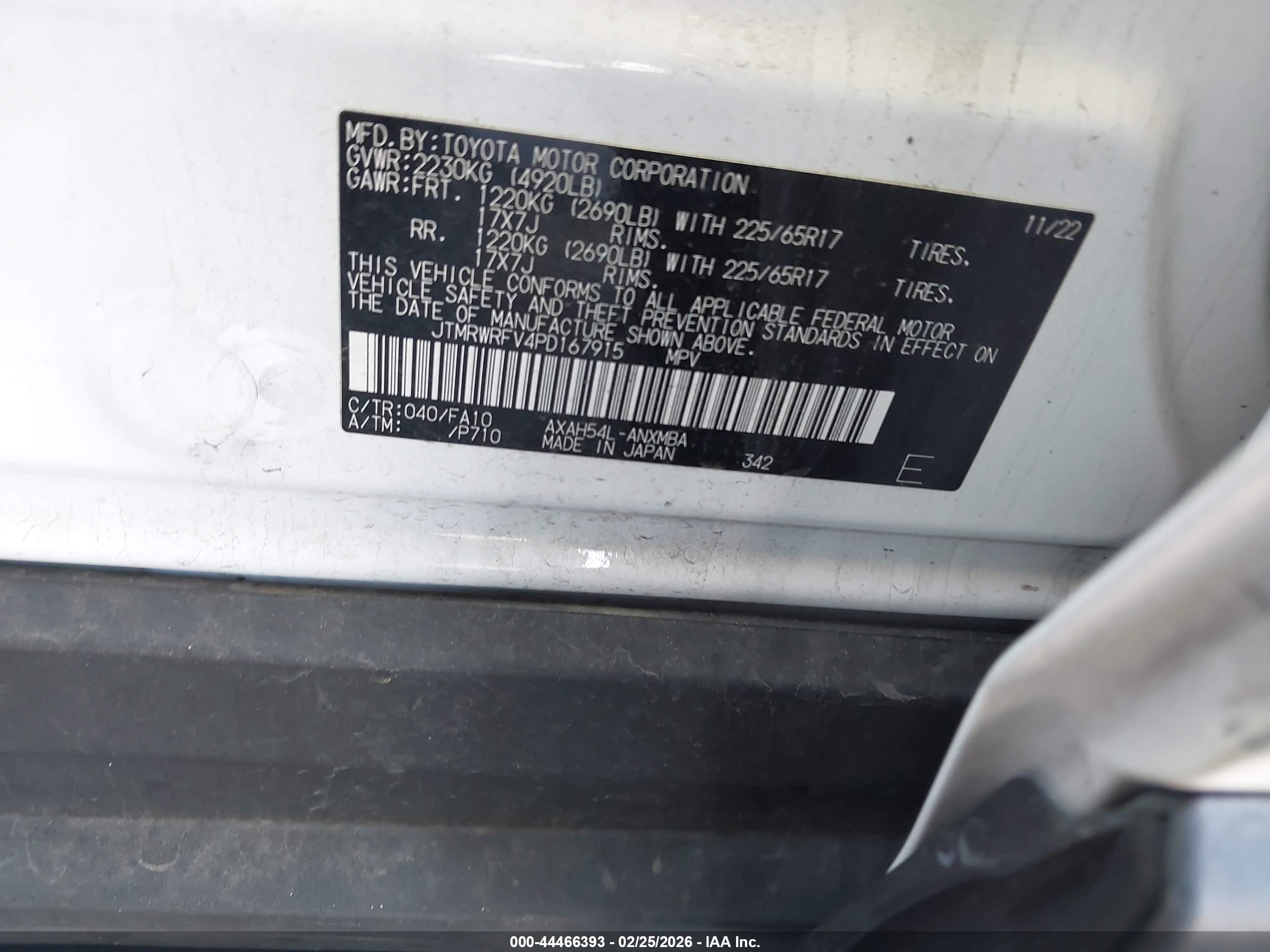 TOYOTA RAV4 image 9