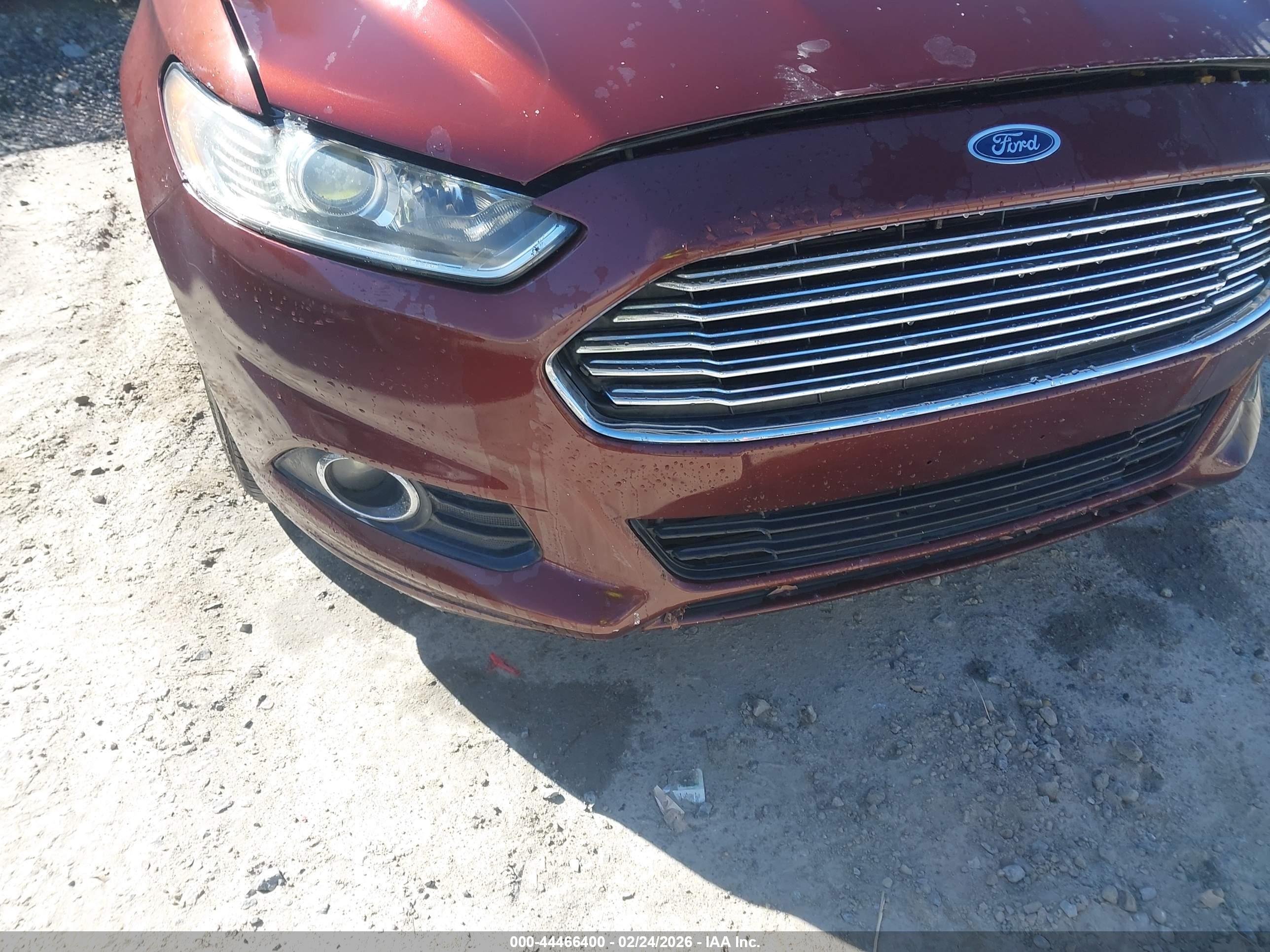 FORD FUSION image 6