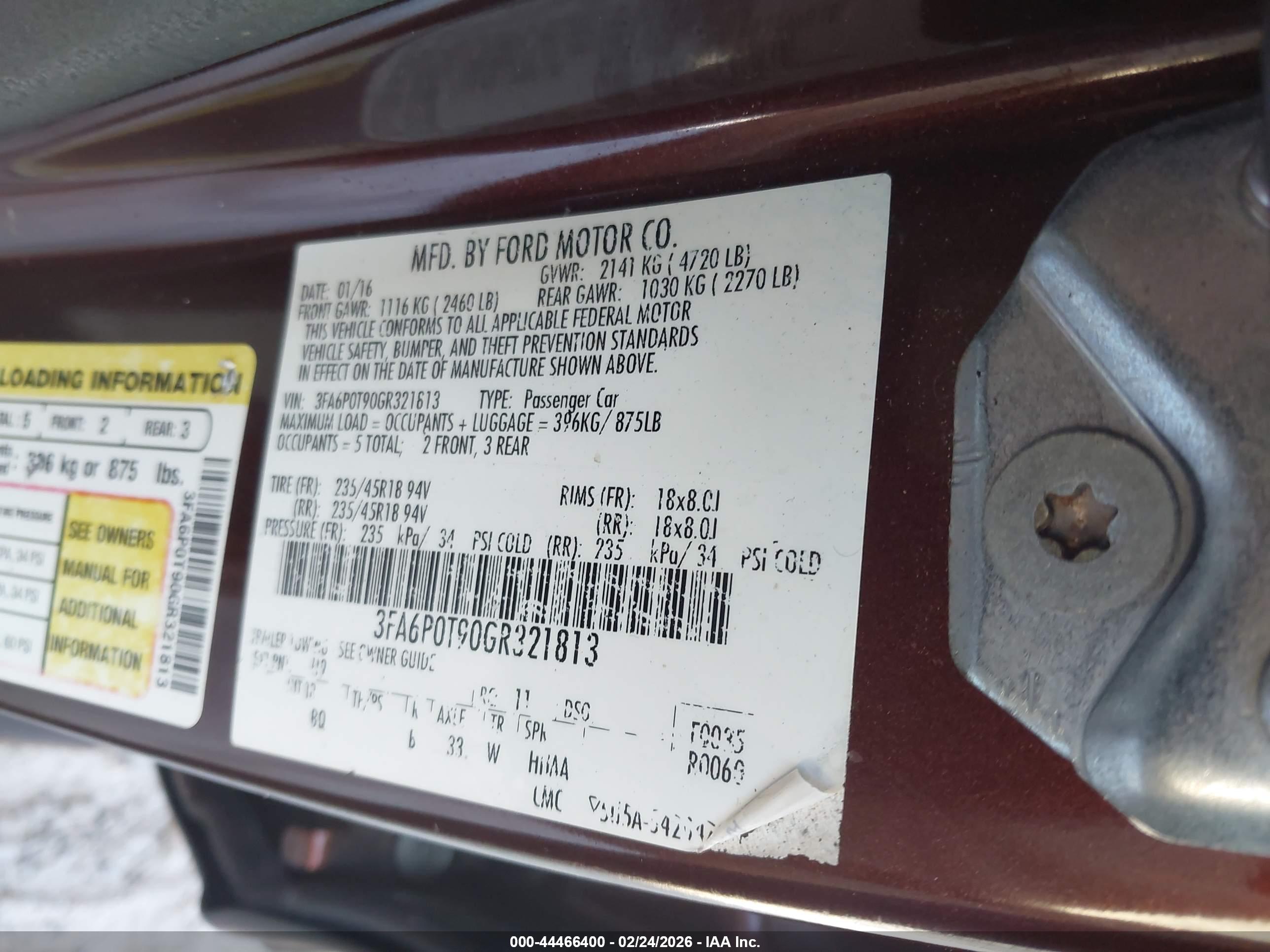 FORD FUSION image 9