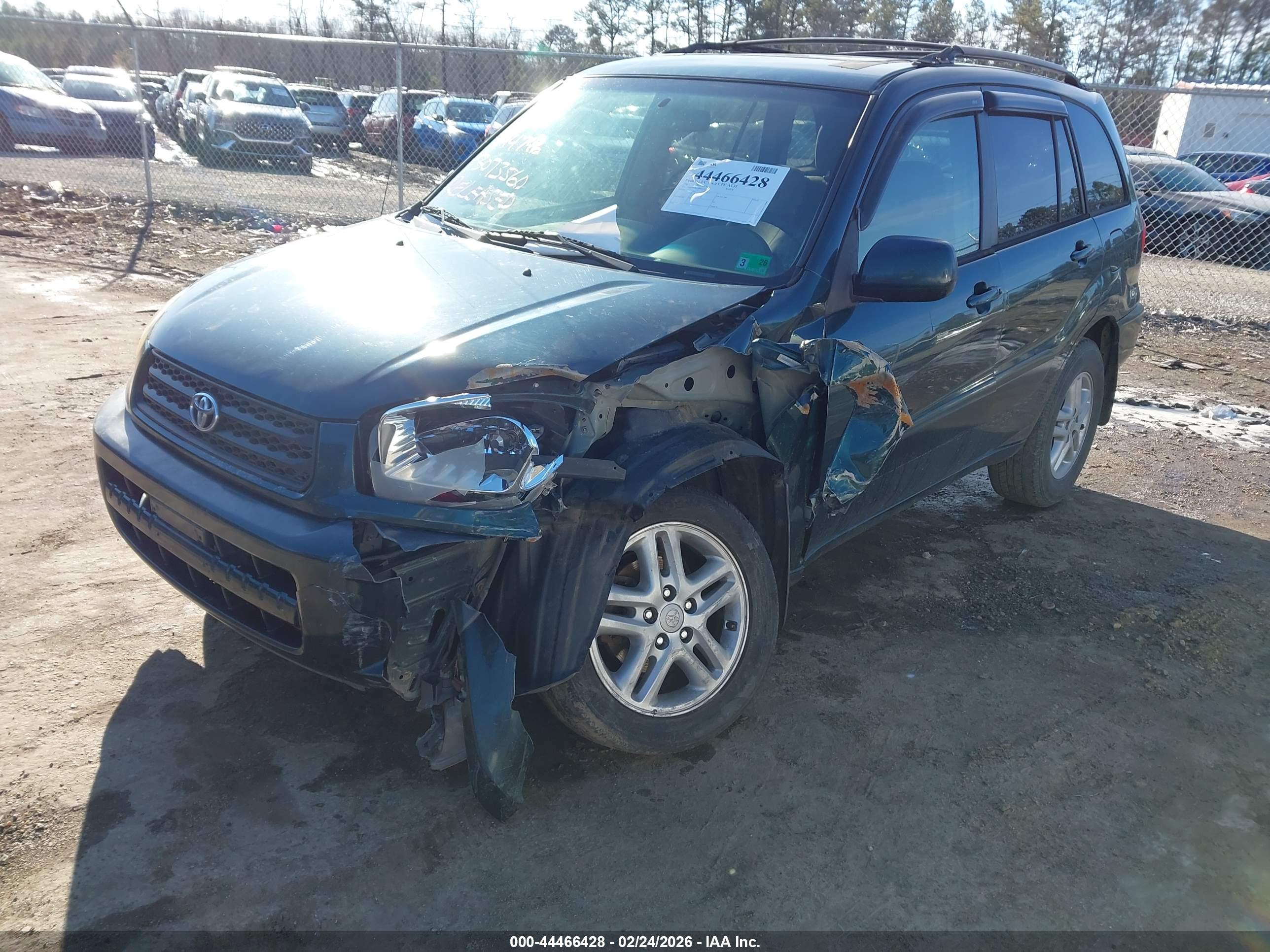 TOYOTA RAV4 image 2