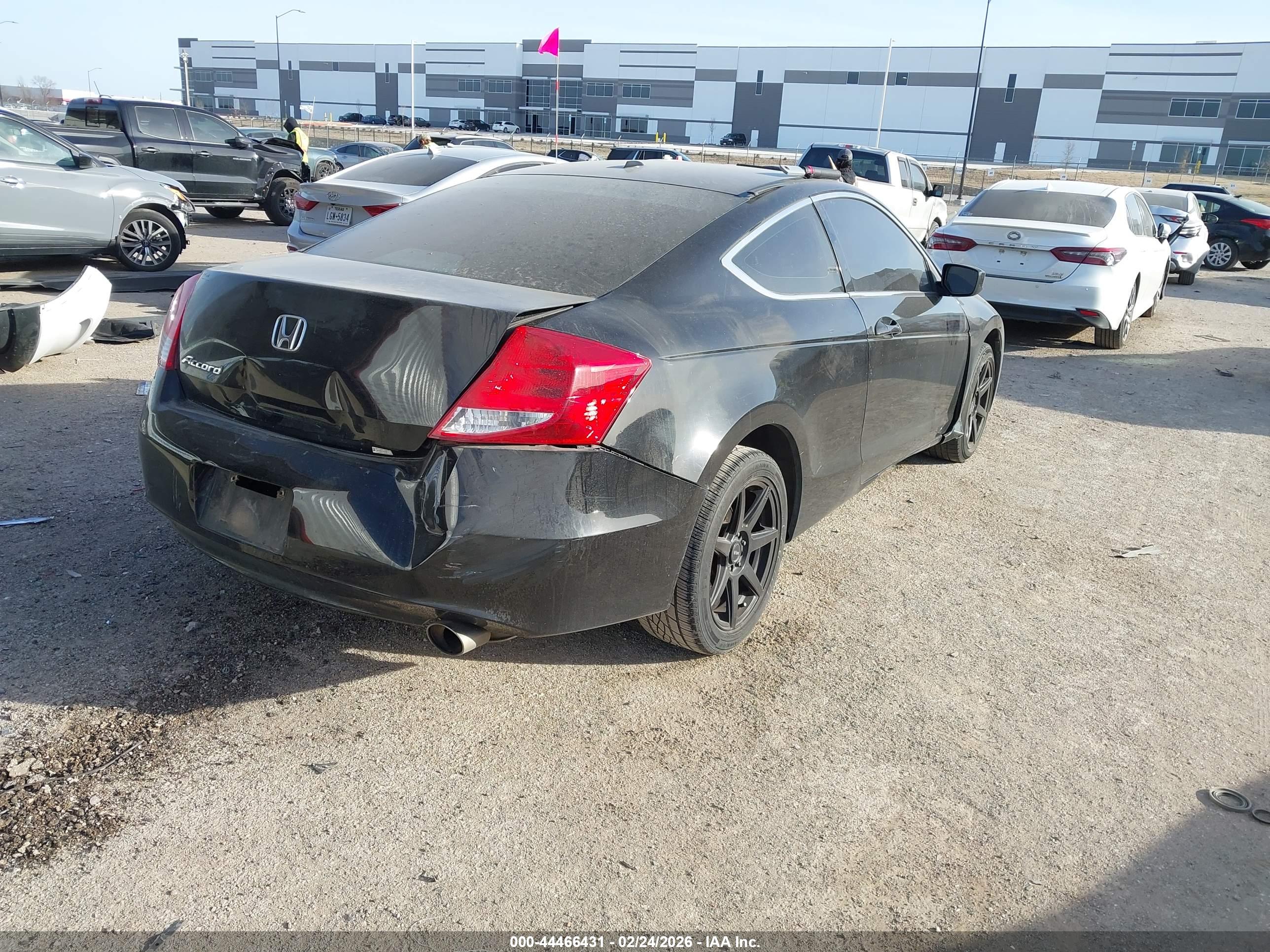 HONDA ACCORD image 4