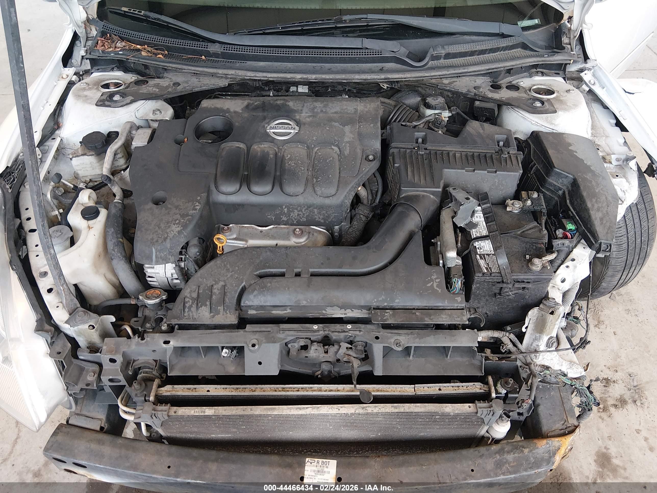 NISSAN ALTIMA image 10