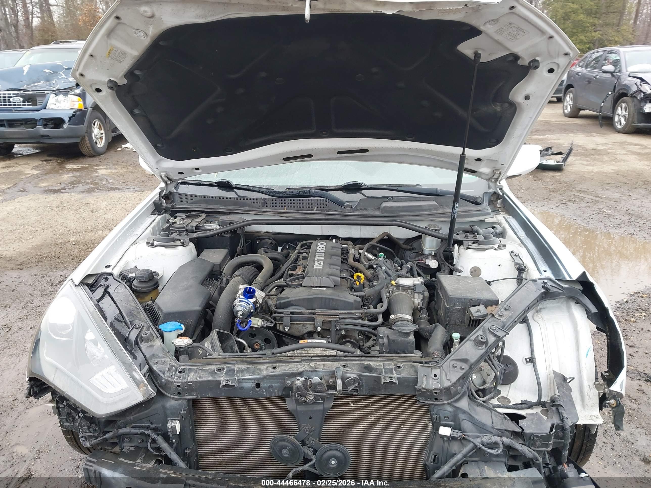 HYUNDAI GENESIS image 10