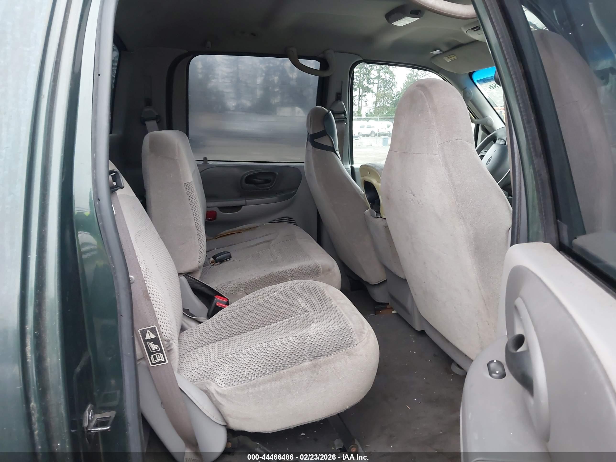 FORD F-150 image 8