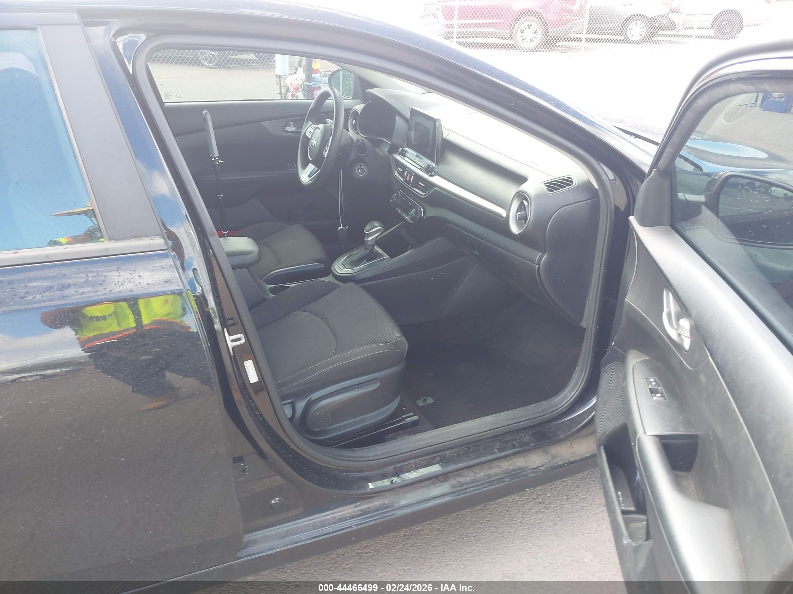 KIA FORTE image 5