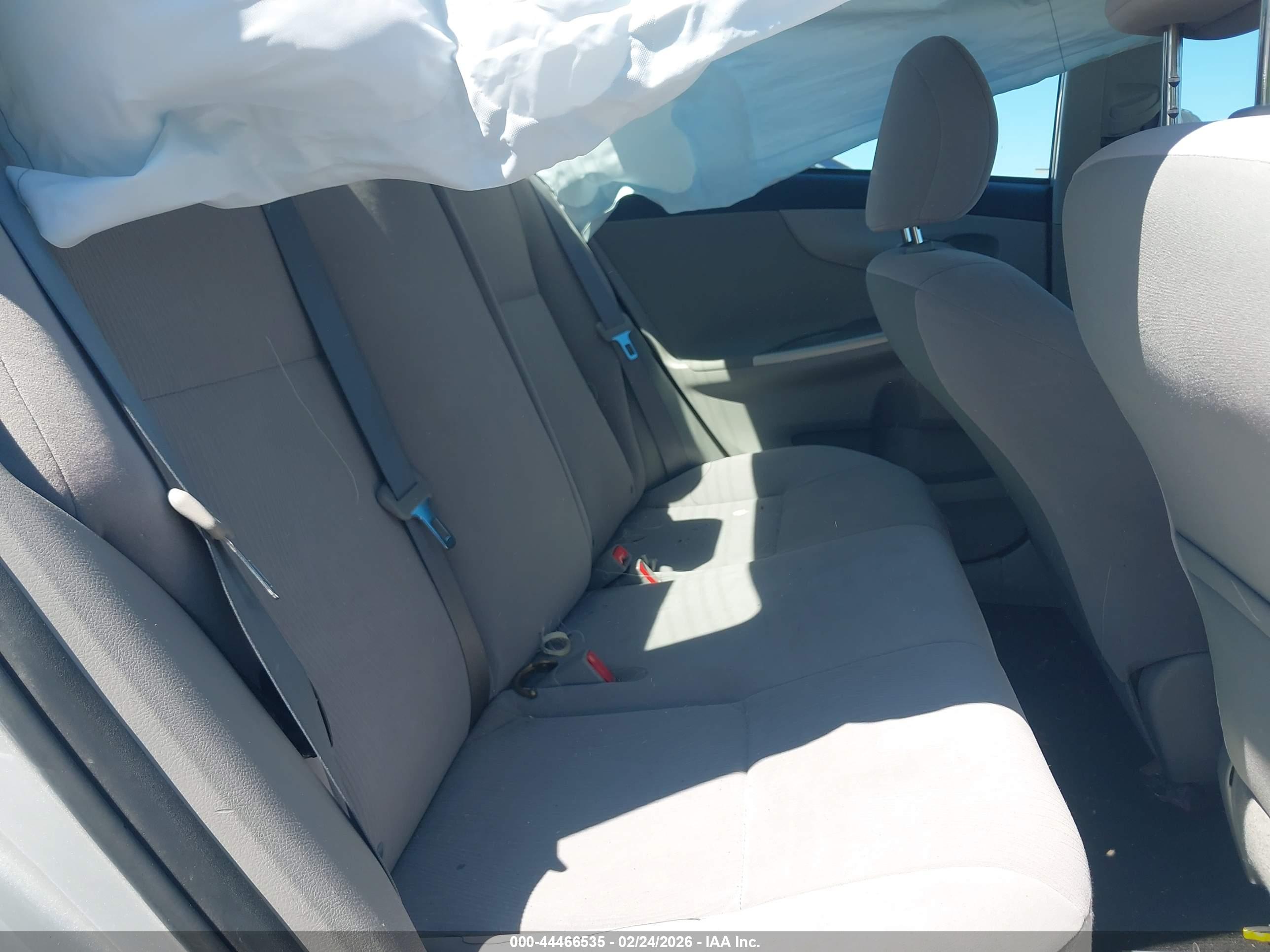 TOYOTA COROLLA image 8