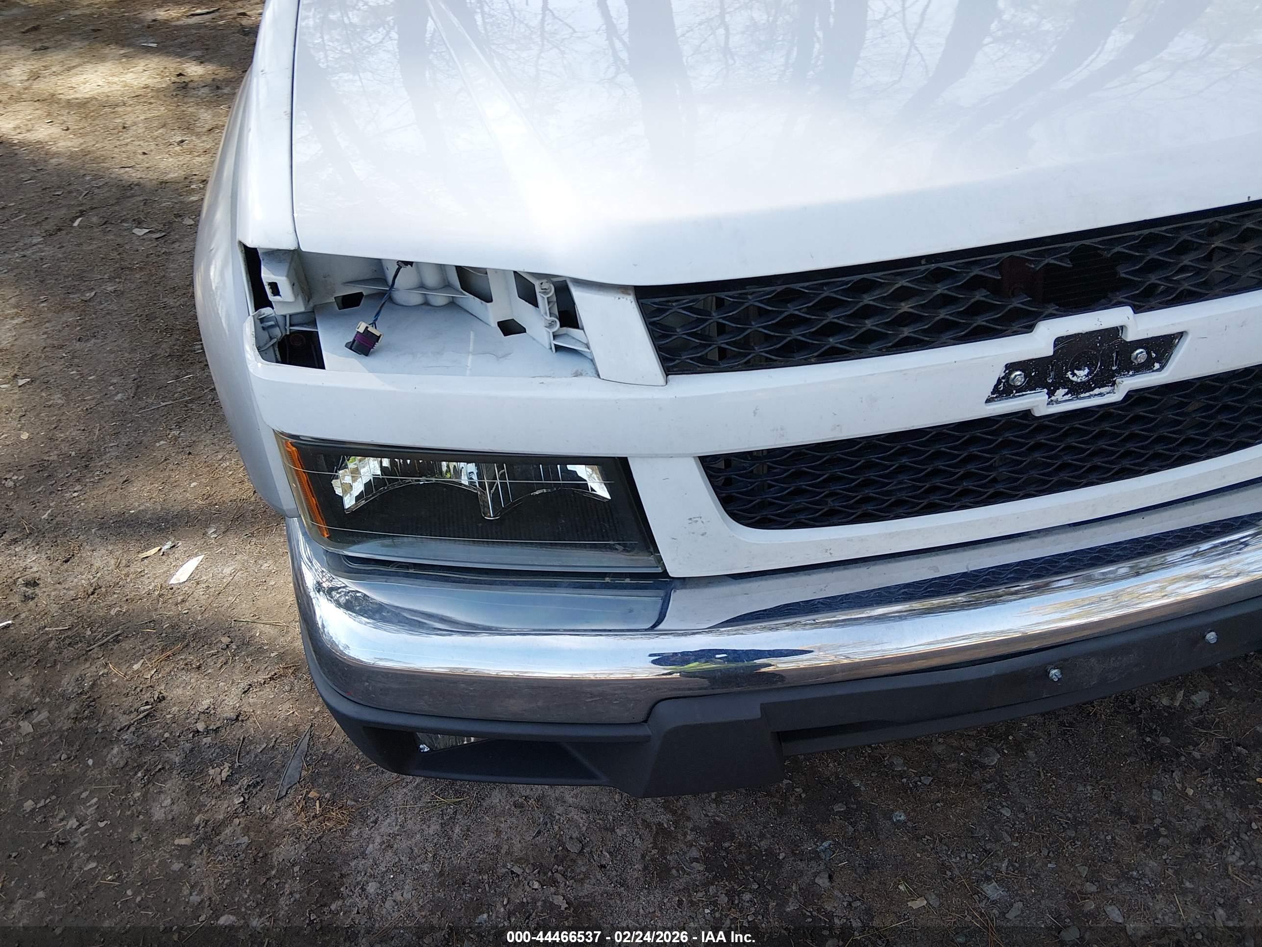 CHEVROLET COLORADO image 6