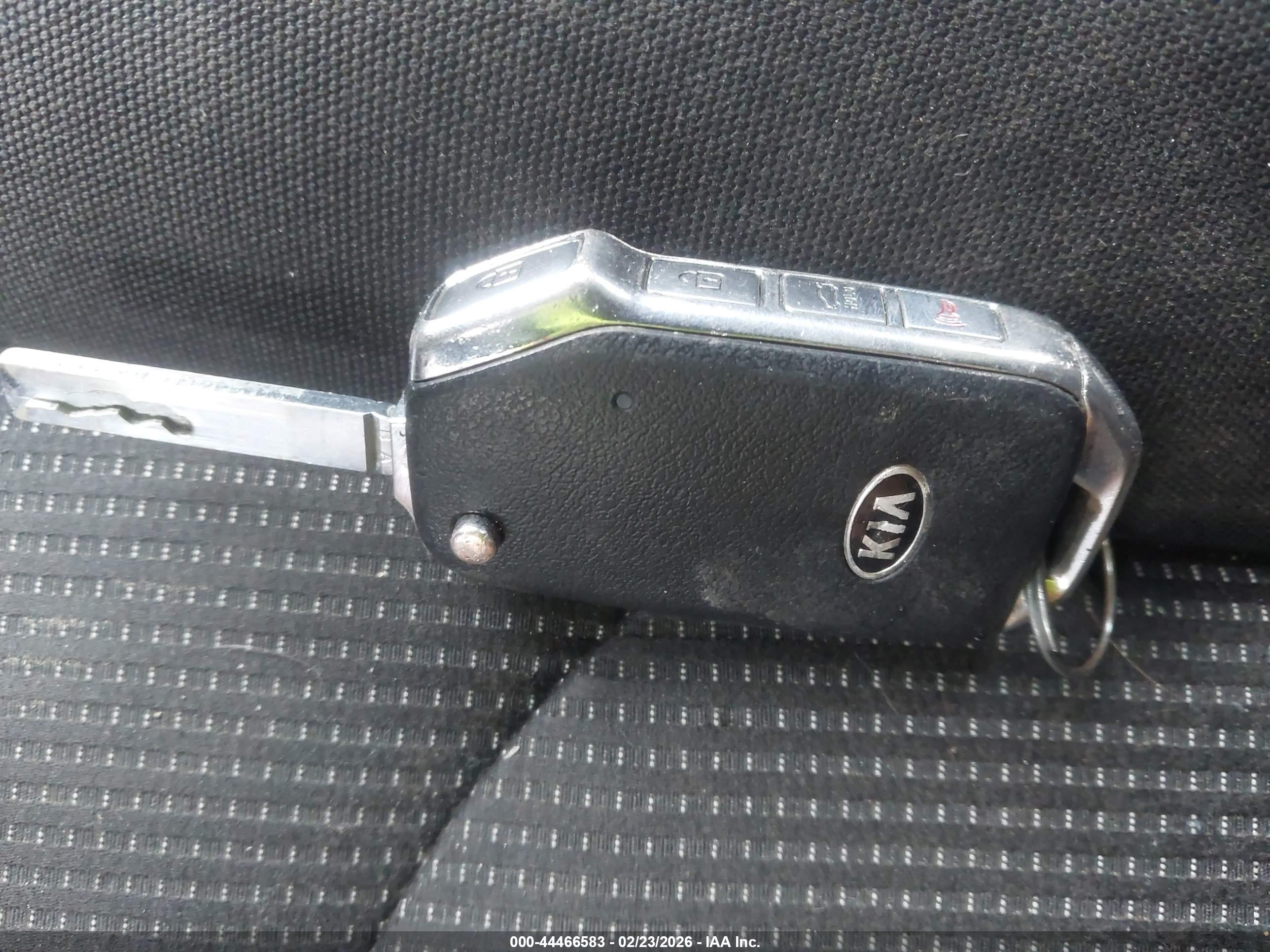 KIA FORTE image 11