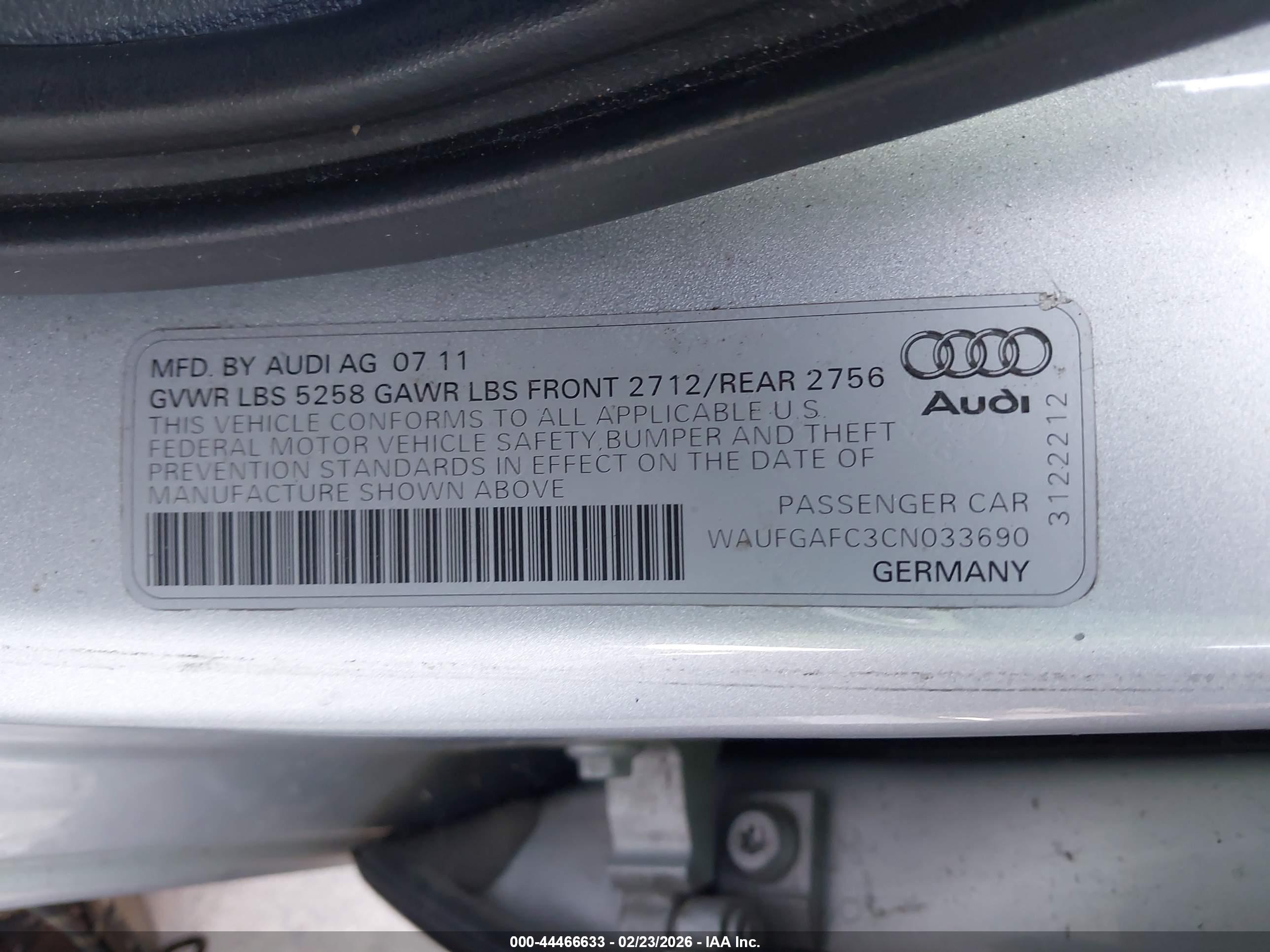 AUDI A6 image 9