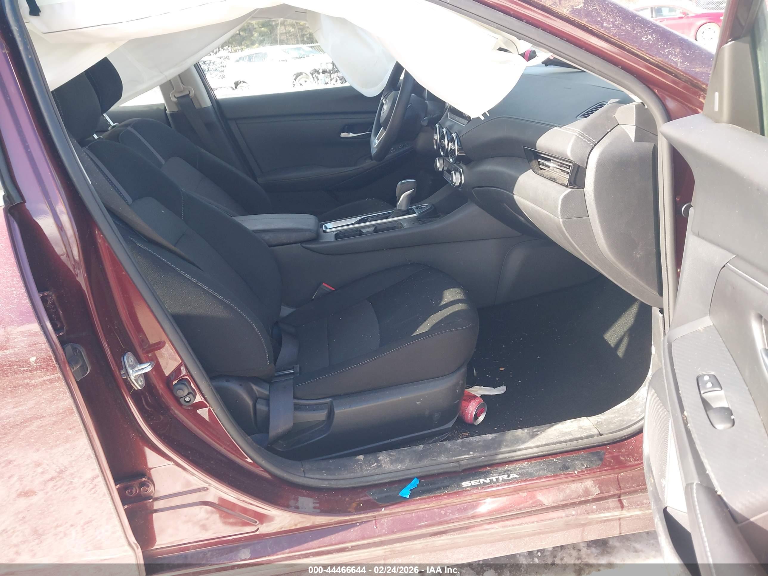 NISSAN SENTRA image 5