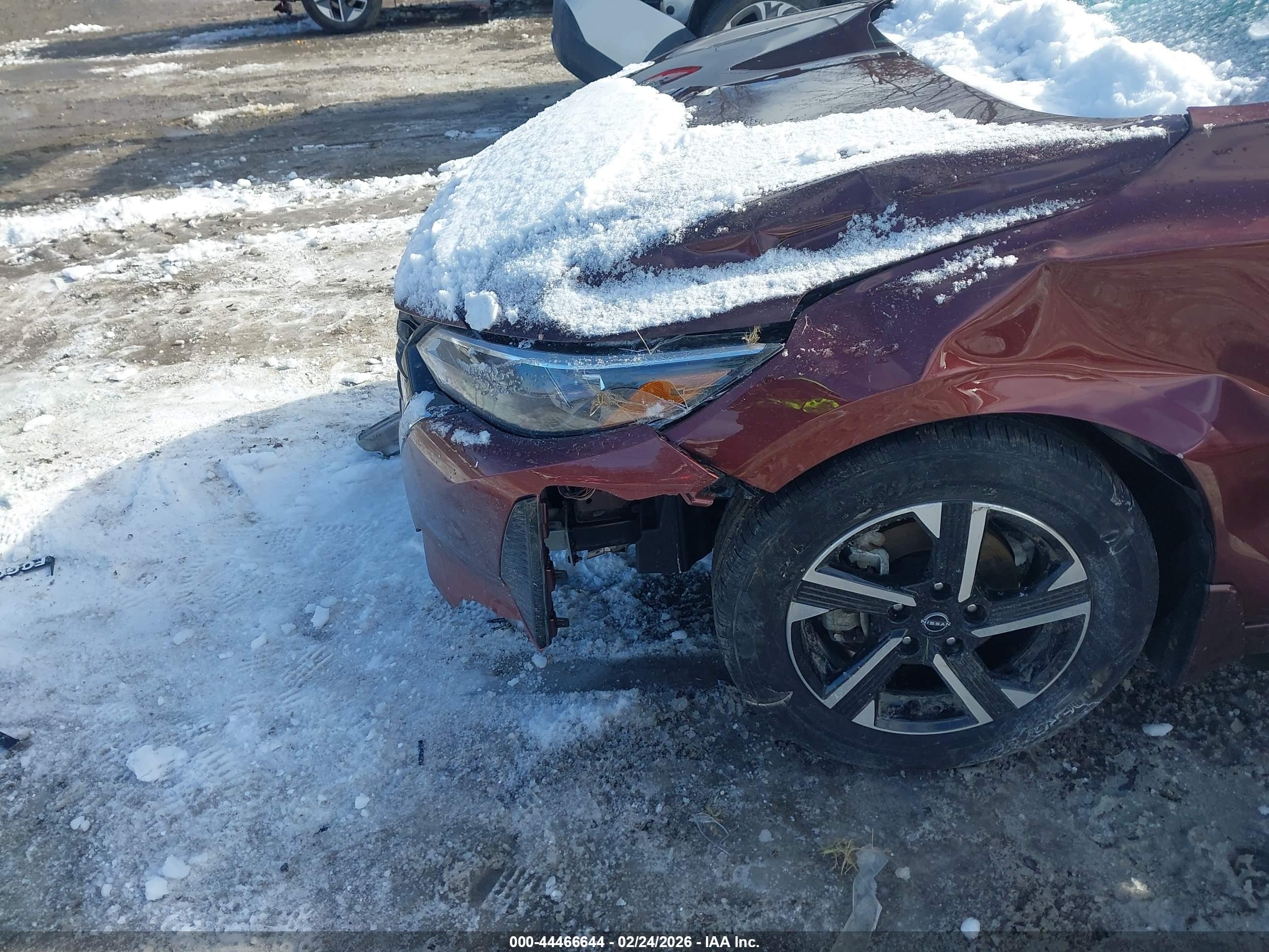 NISSAN SENTRA image 6