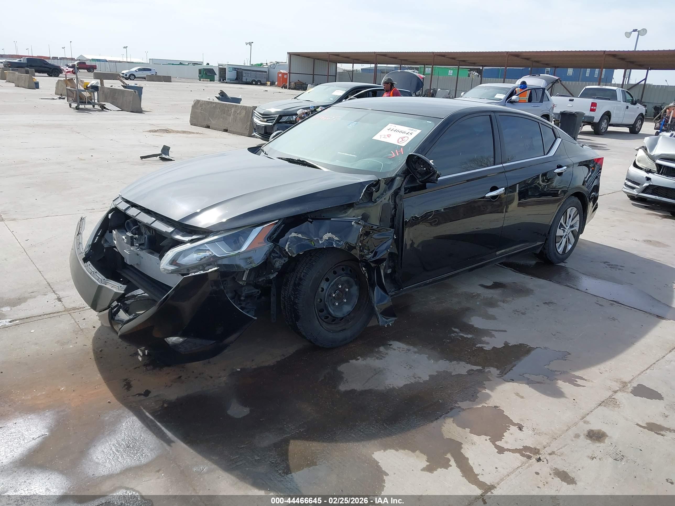 NISSAN ALTIMA image 2