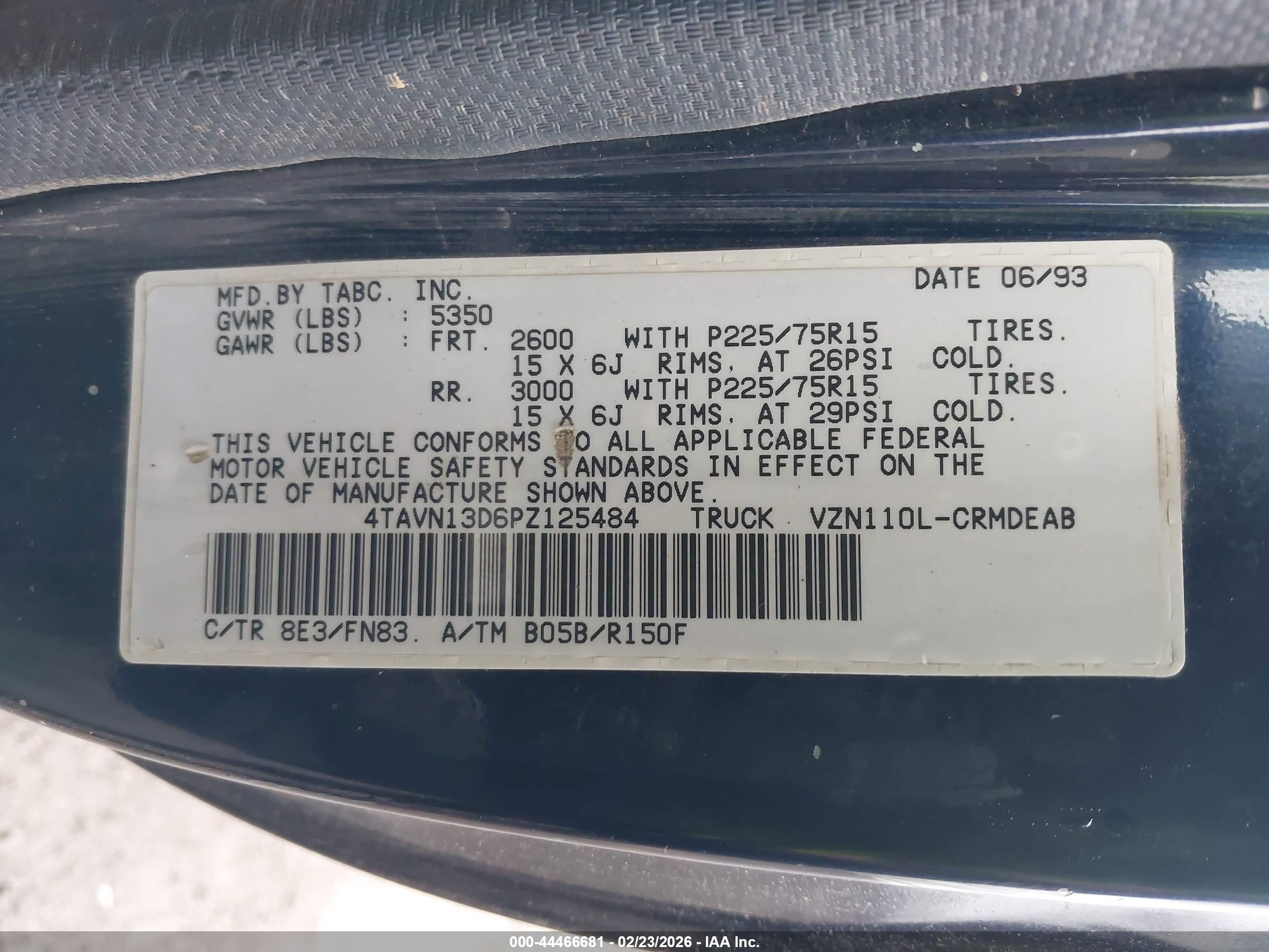 TOYOTA PICKUP image 9