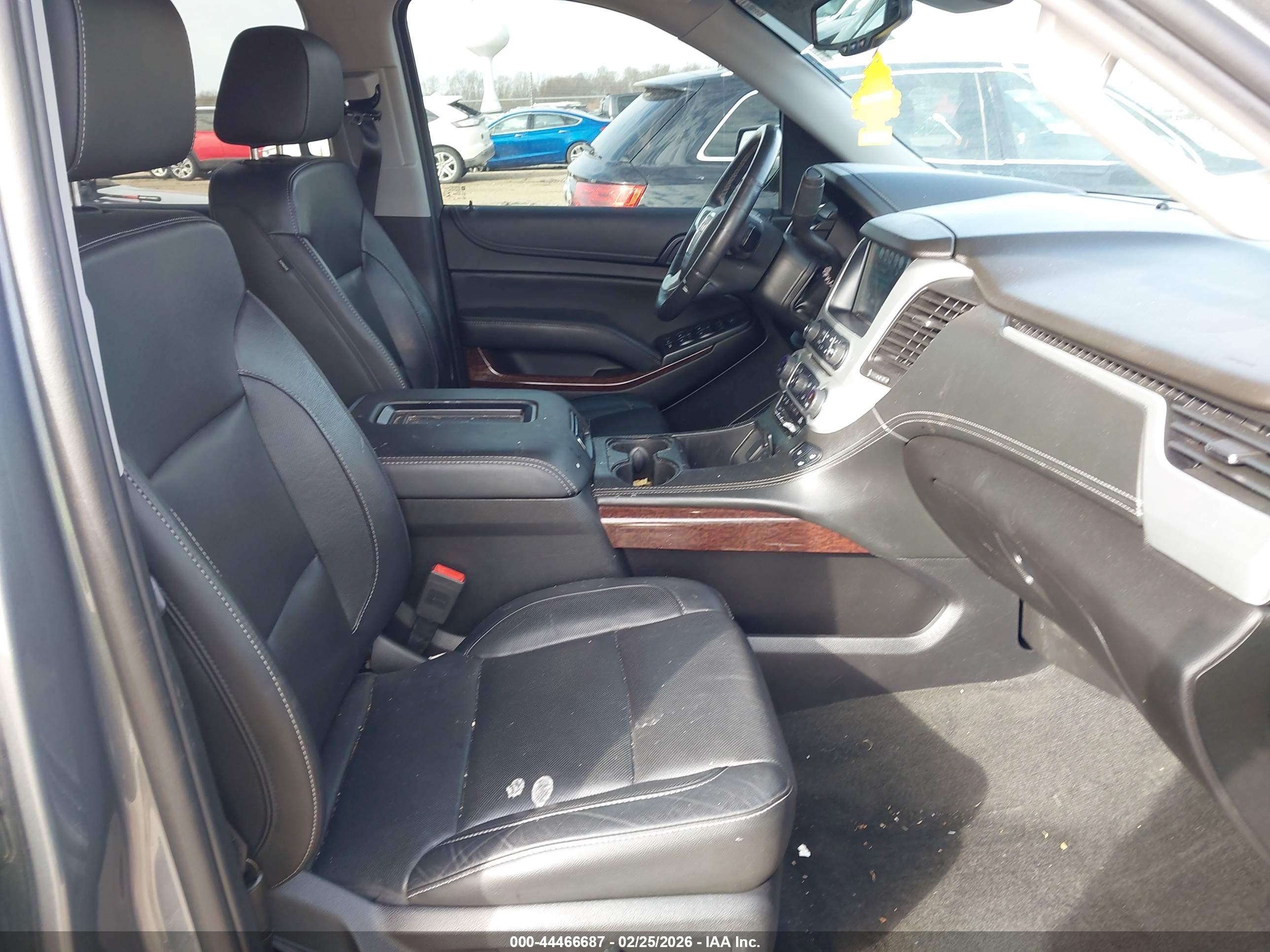 GMC YUKON image 5