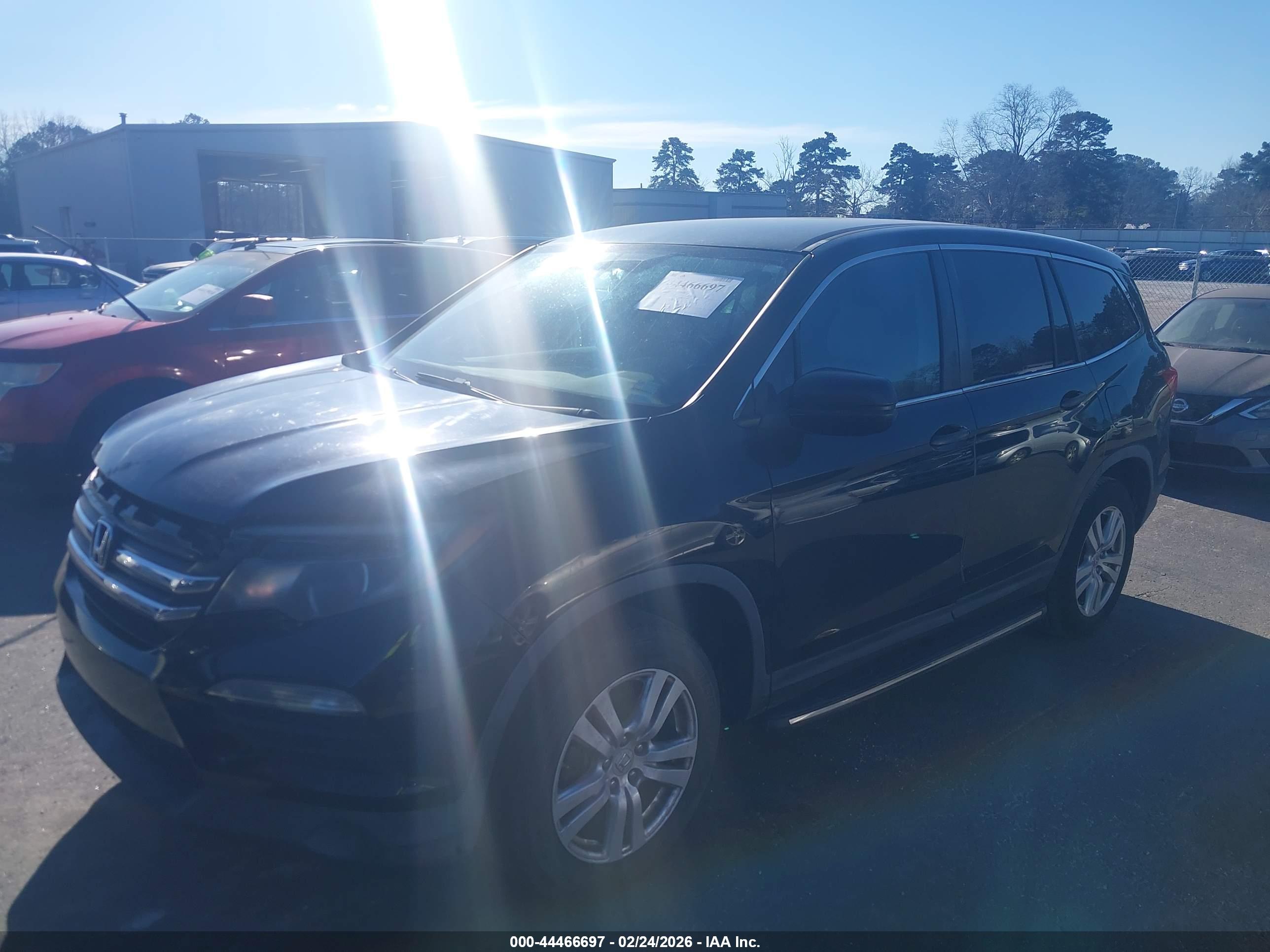 HONDA PILOT image 2