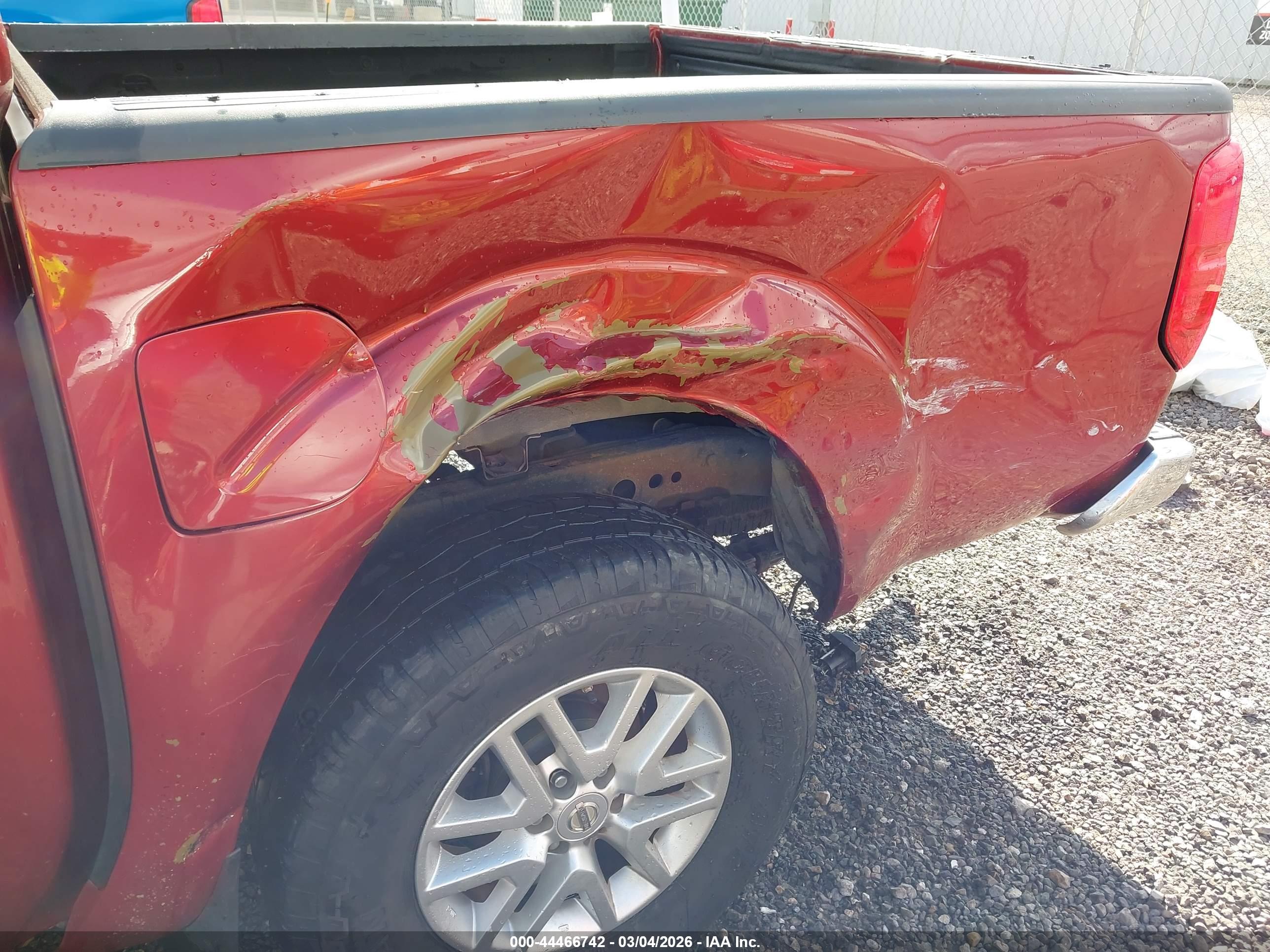 NISSAN FRONTIER image 6