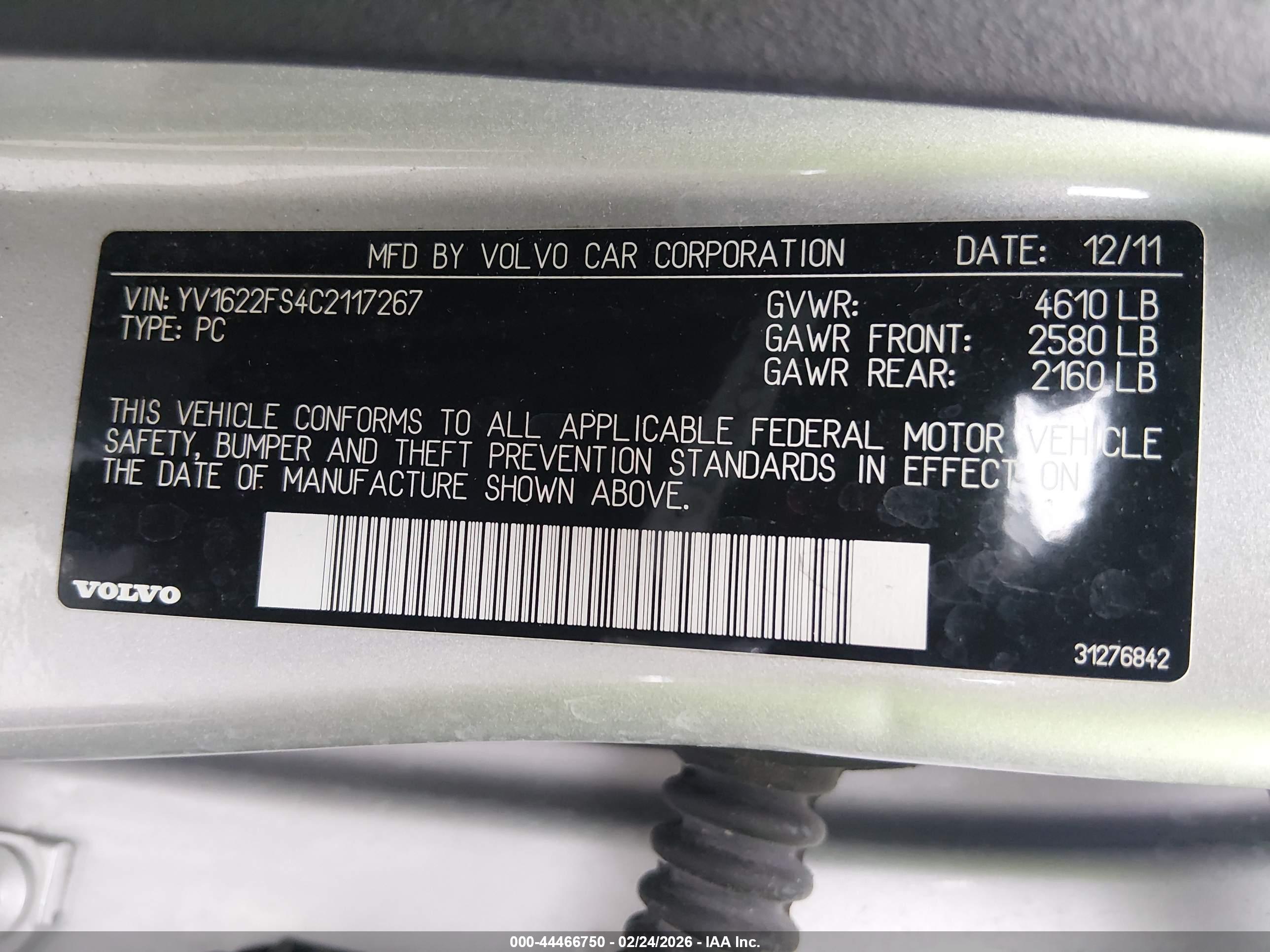 VOLVO S60 image 9