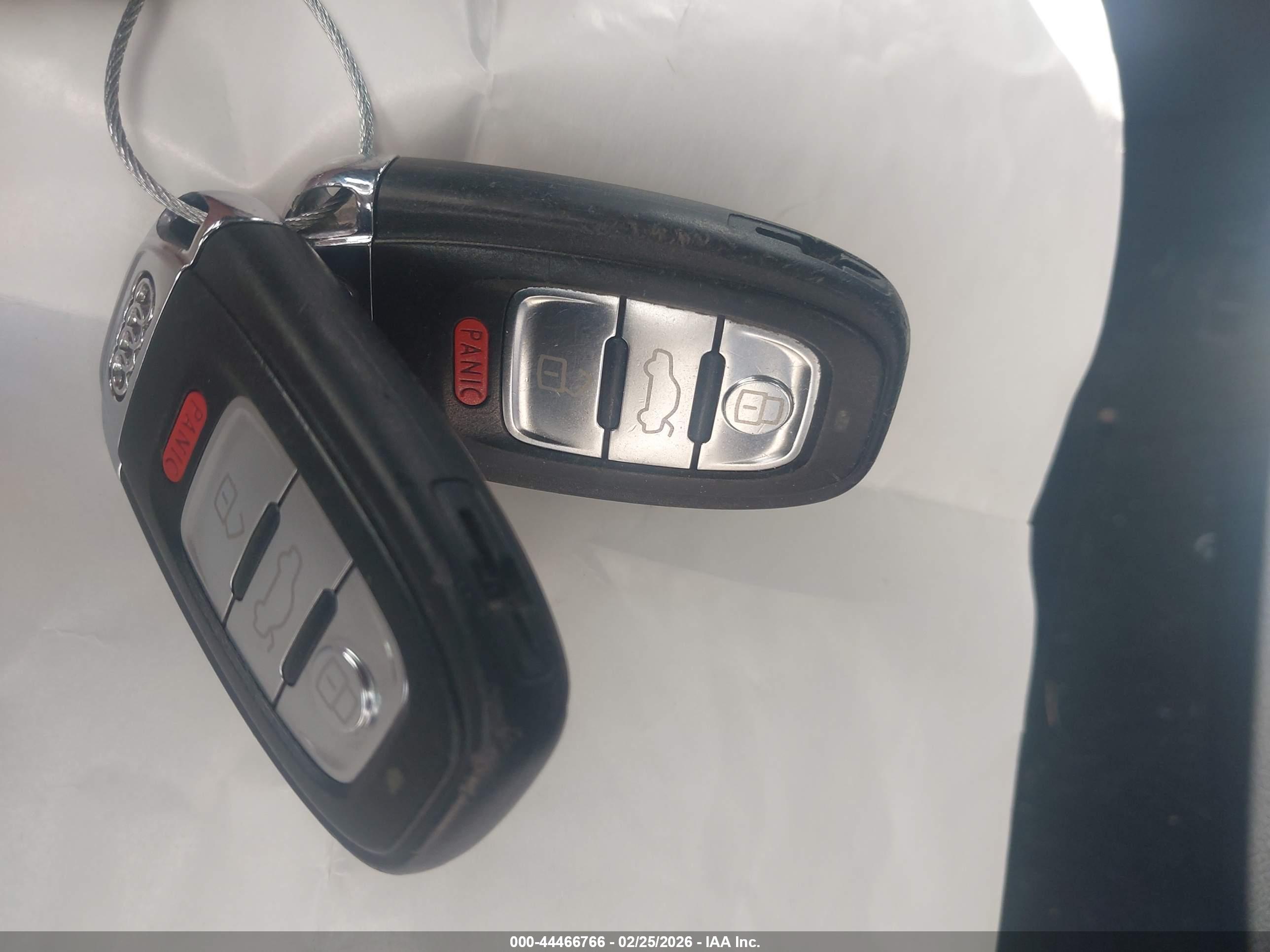 AUDI A4 image 11