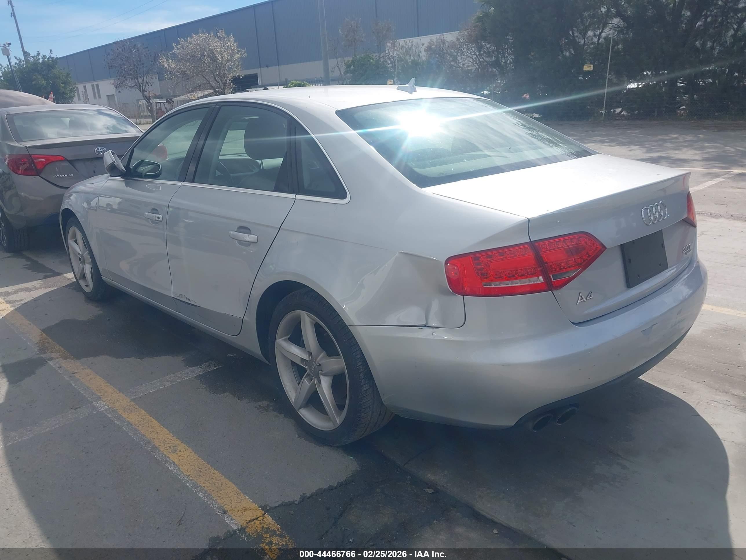 AUDI A4 image 3