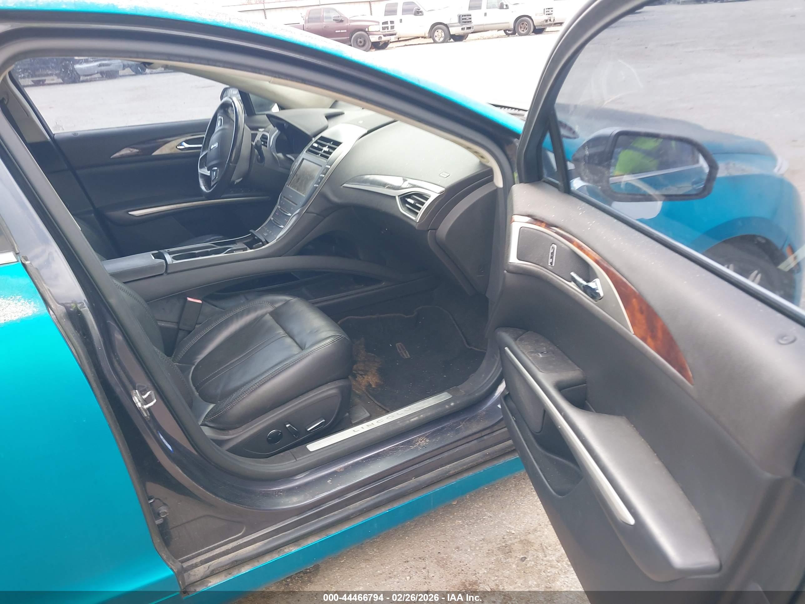 LINCOLN MKZ image 5