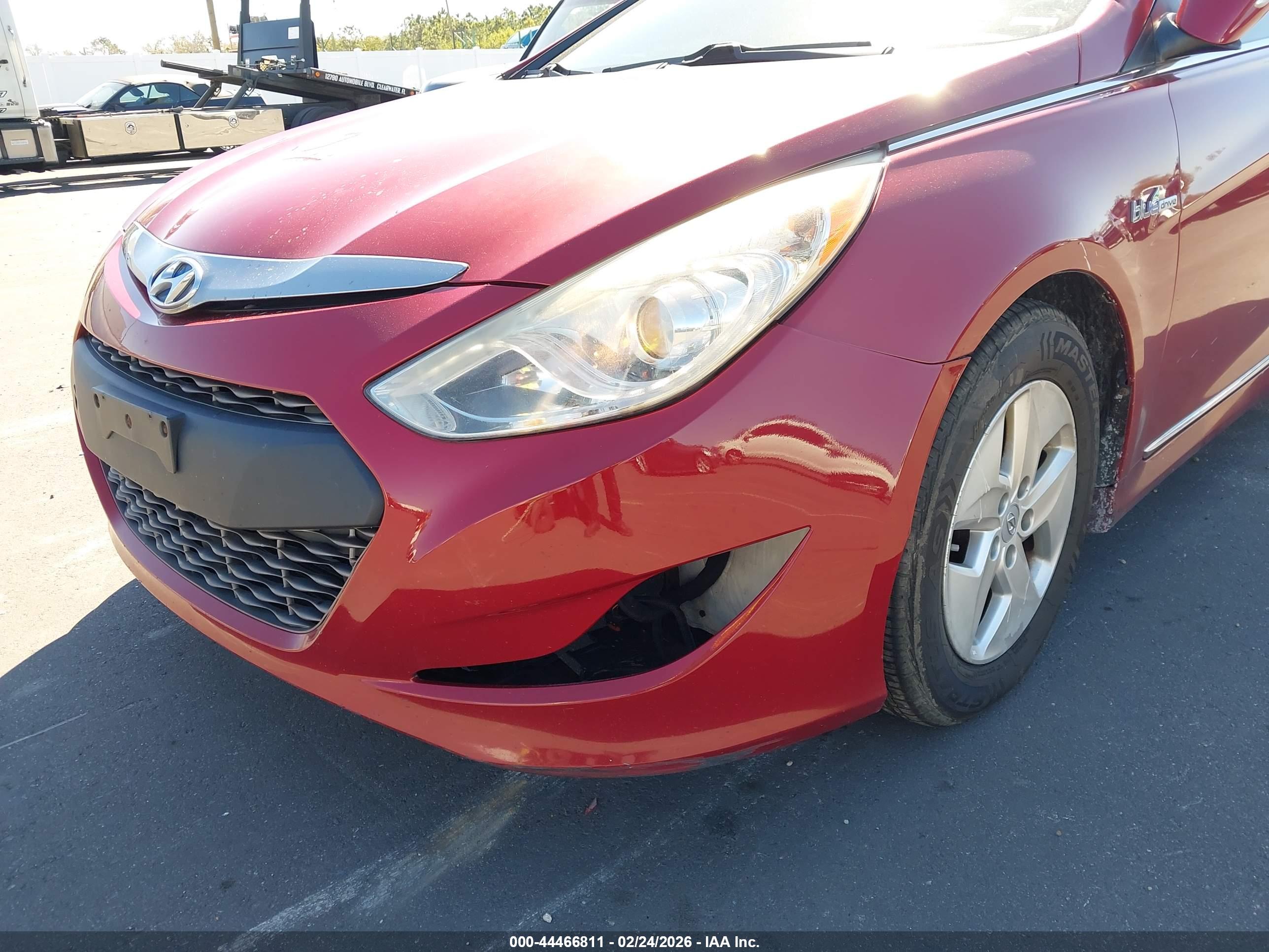 HYUNDAI SONATA image 6