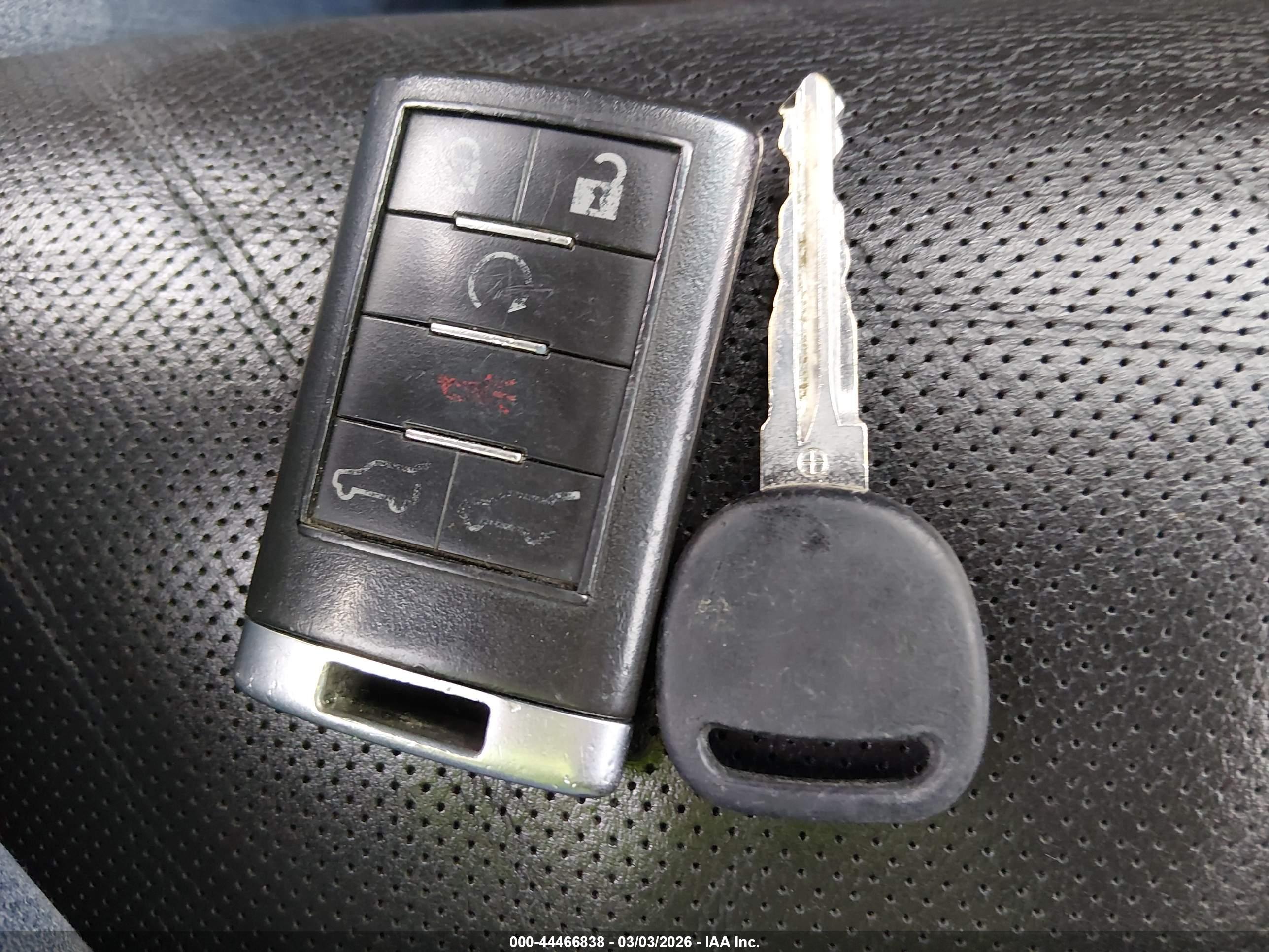 CADILLAC ESCALADE image 11