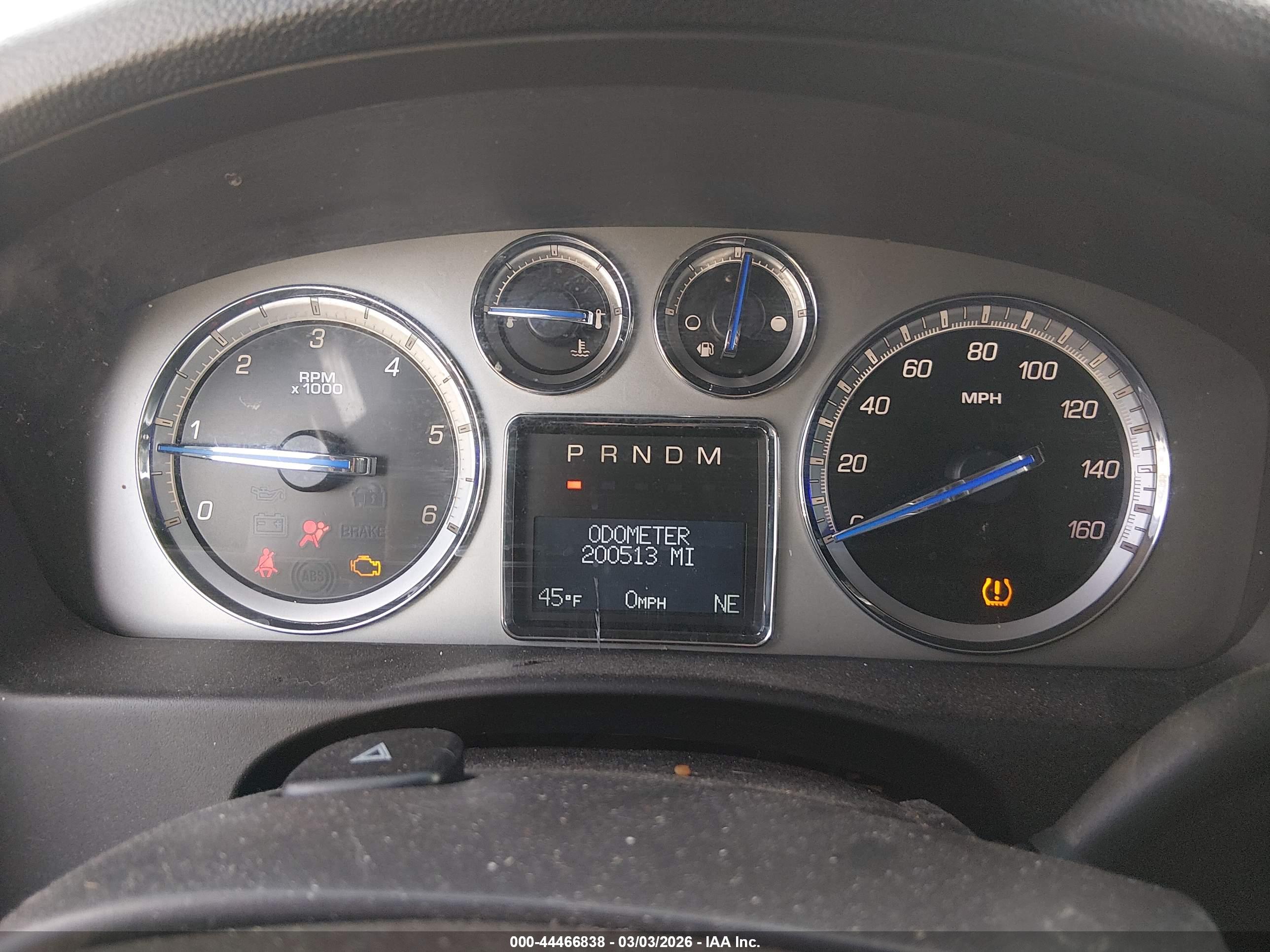 CADILLAC ESCALADE image 7