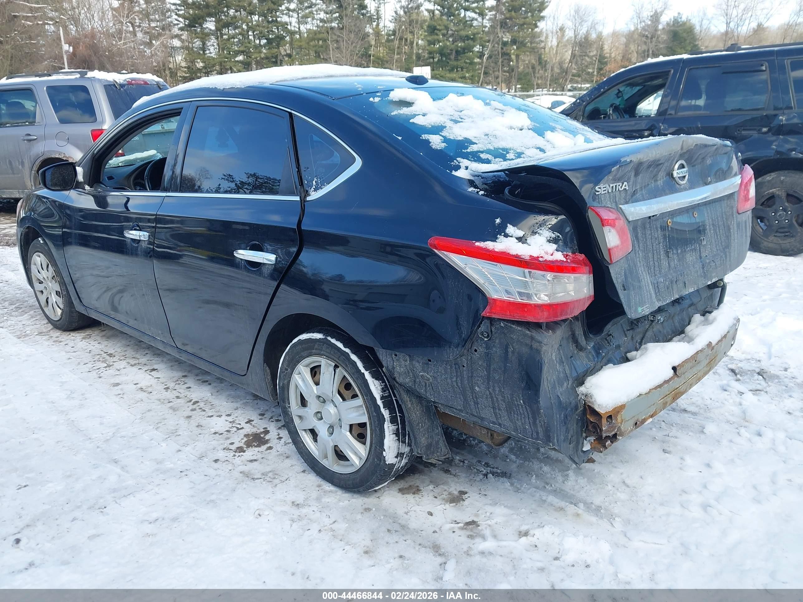 NISSAN SENTRA image 3